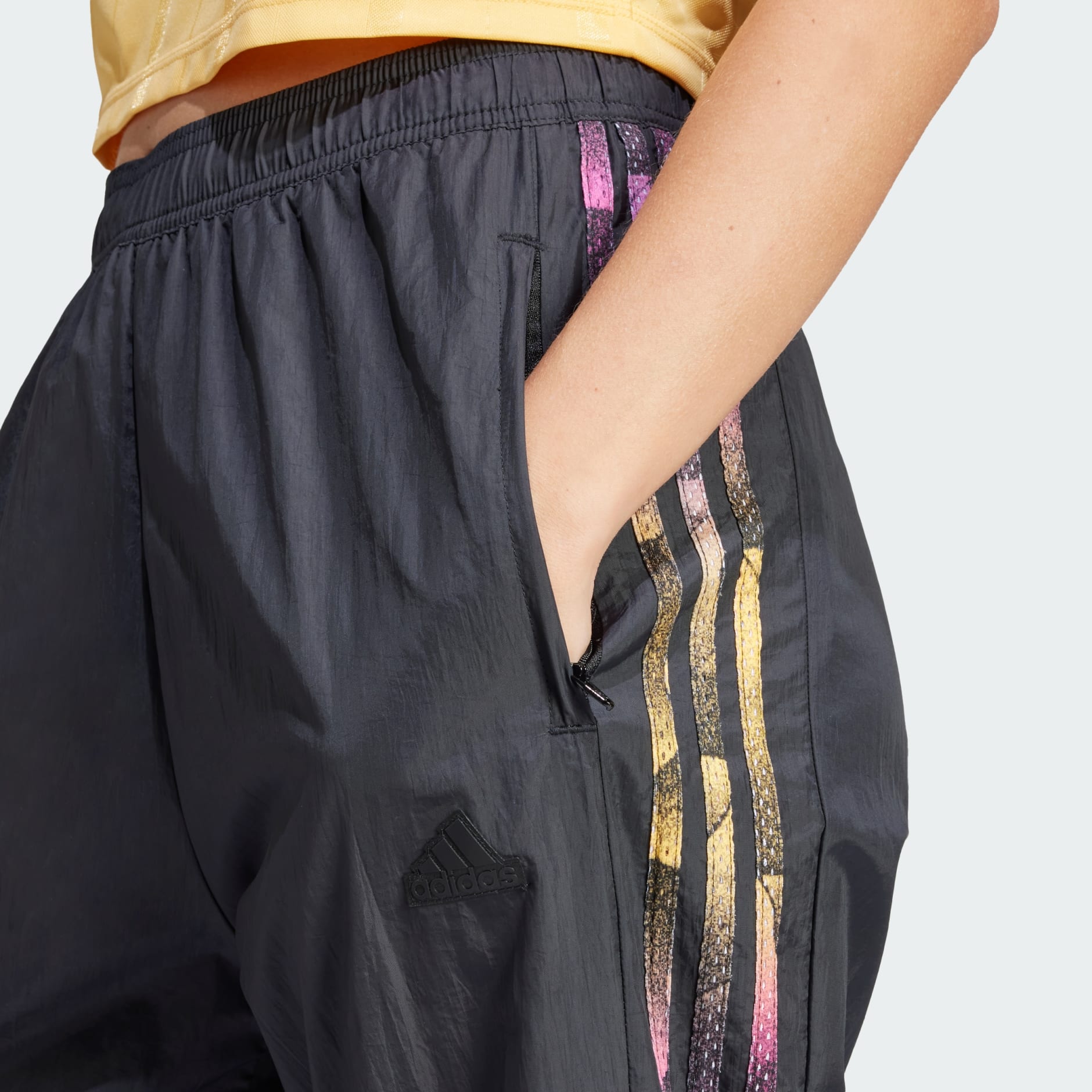 Women's Clothing - Tiro Cut 3-Stripes Summer Woven Pants - Black 