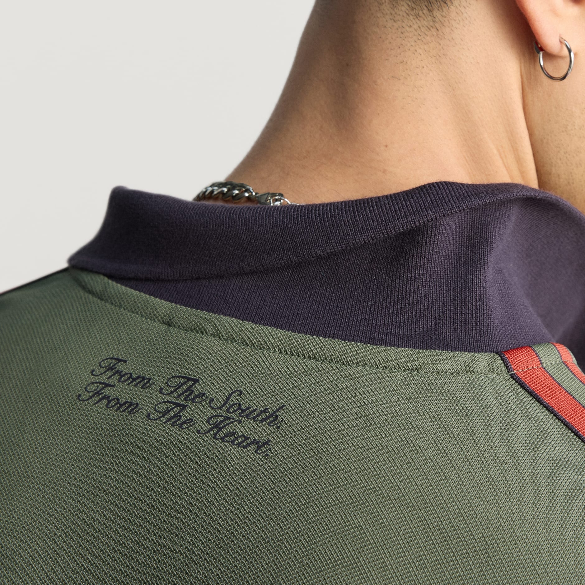 Tricou polo FC Bayern Terrace Icons cu m&acirc;necă lungă