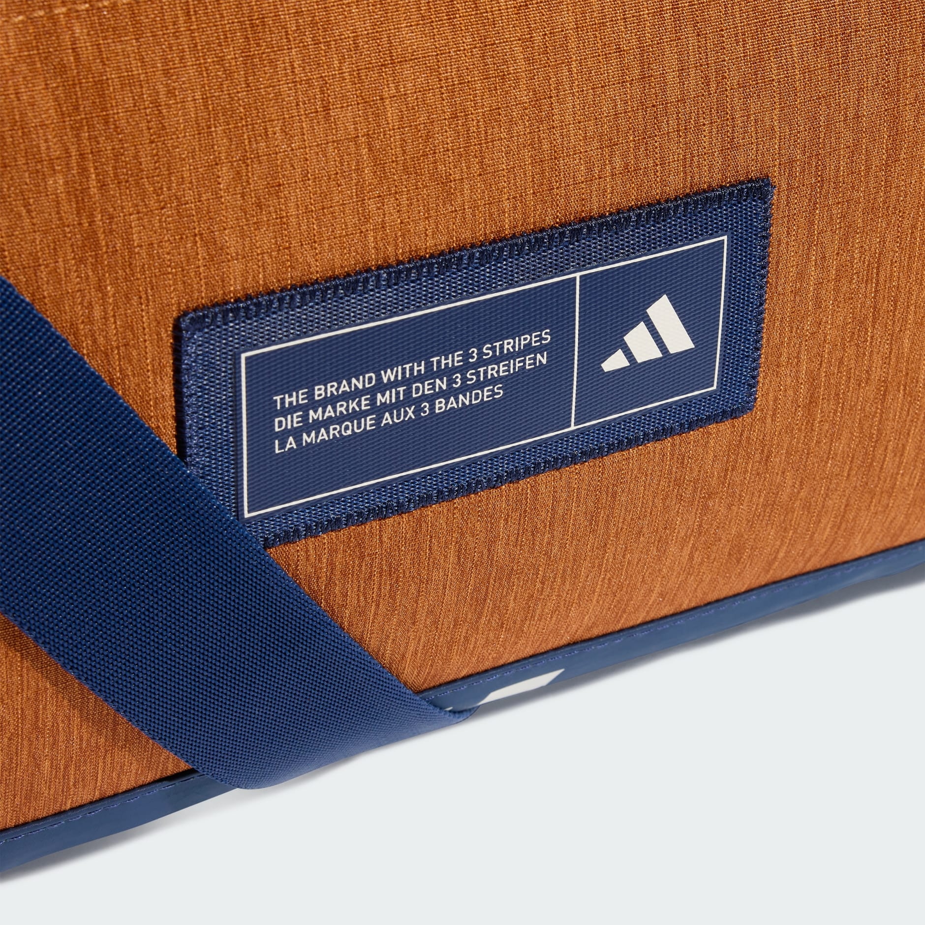 Geantă de sport 4ATHLTS, mărime medie