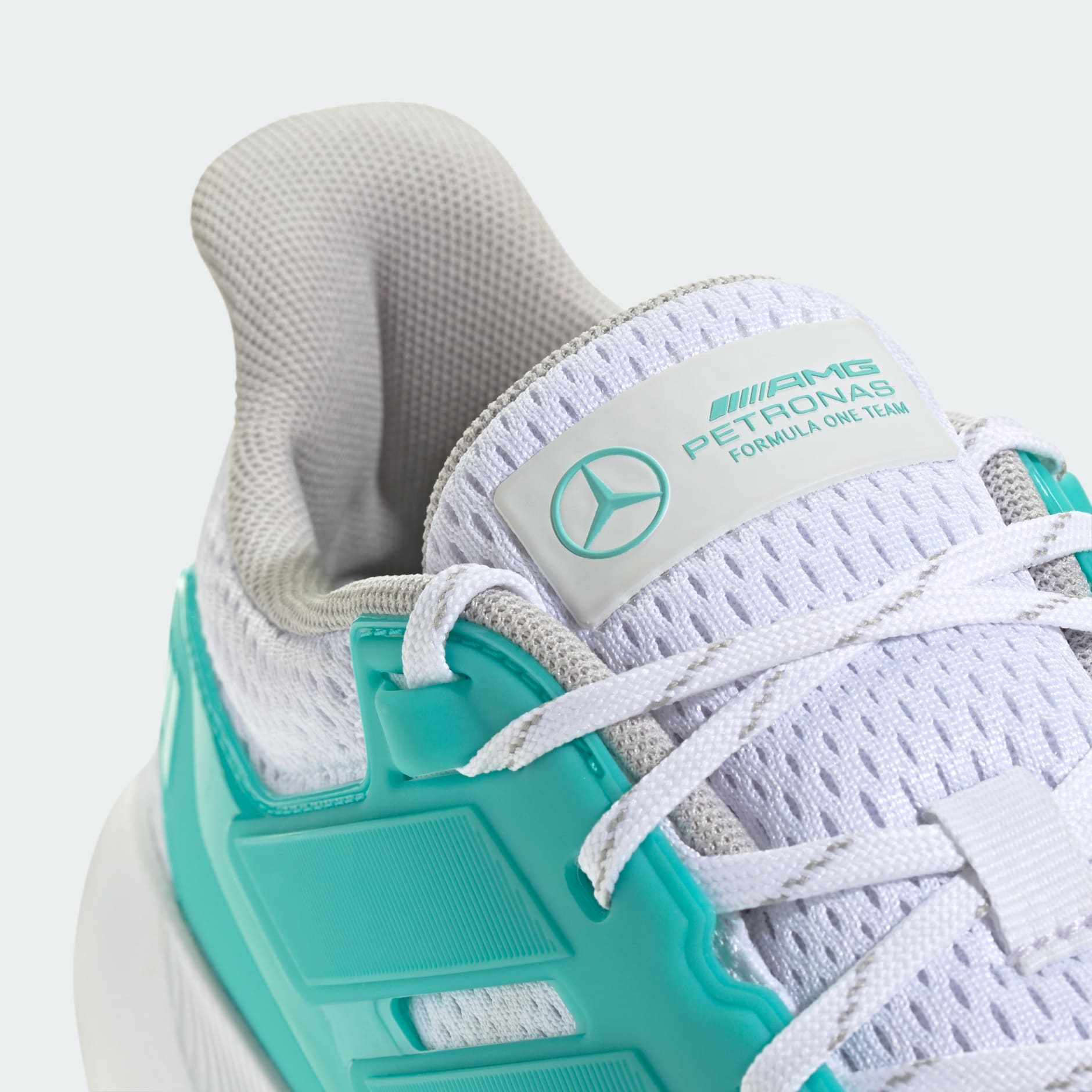 Chaussure Mercedes - AMG Petronas Formula One Team Ultimashow 2.0