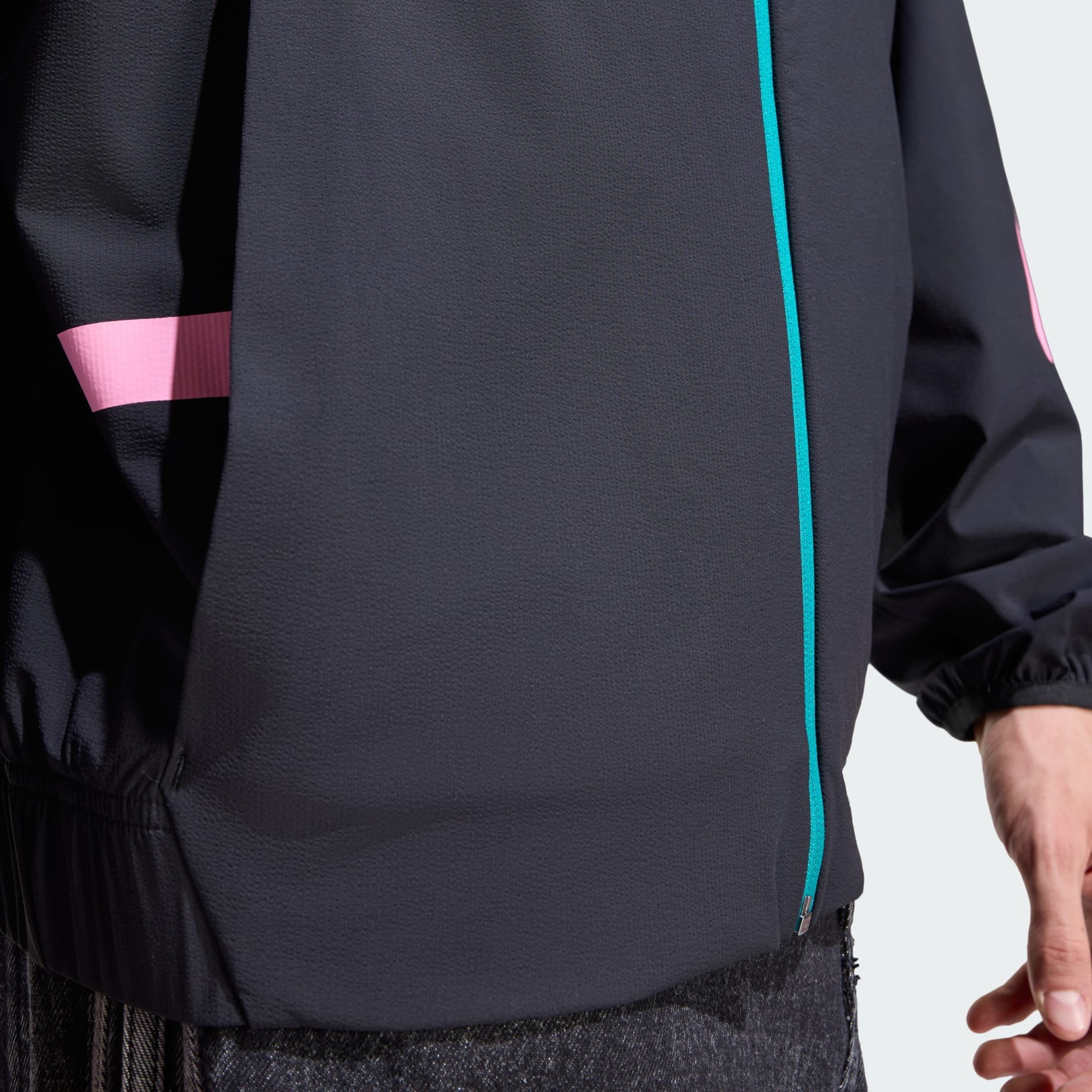 Liverpool FC Z.N.E. Anthem Jacket