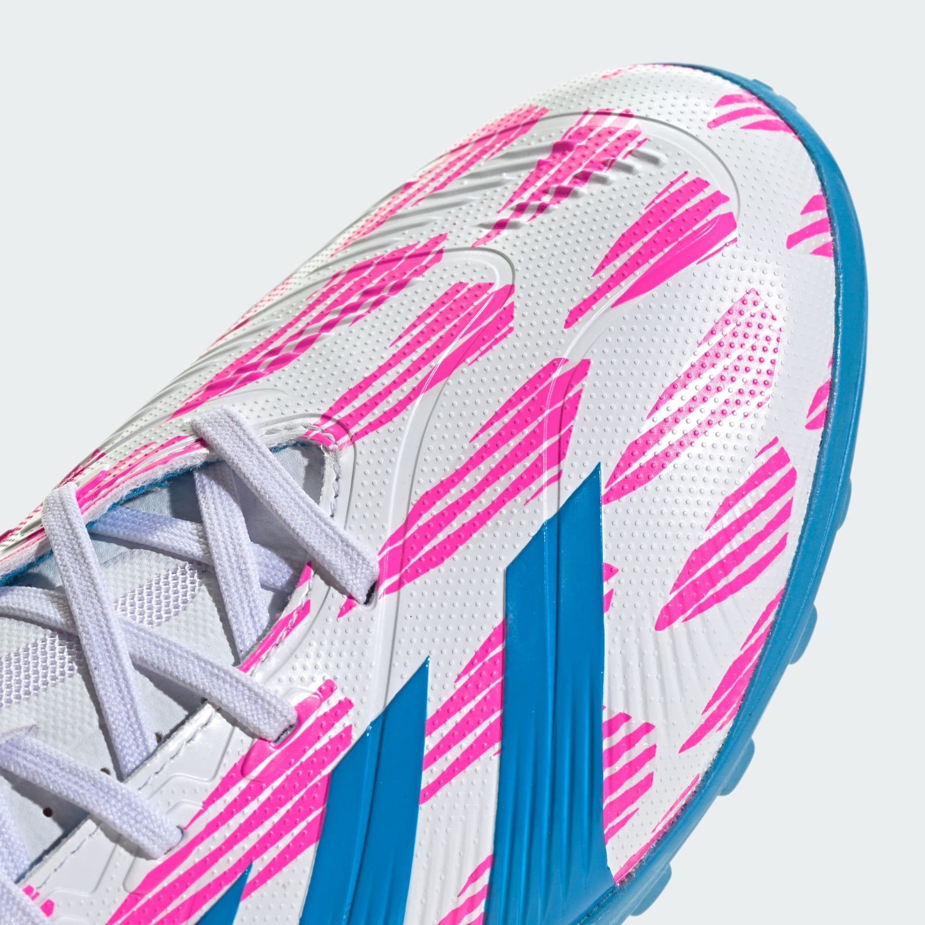Guayos Predator League Pasto Sintético