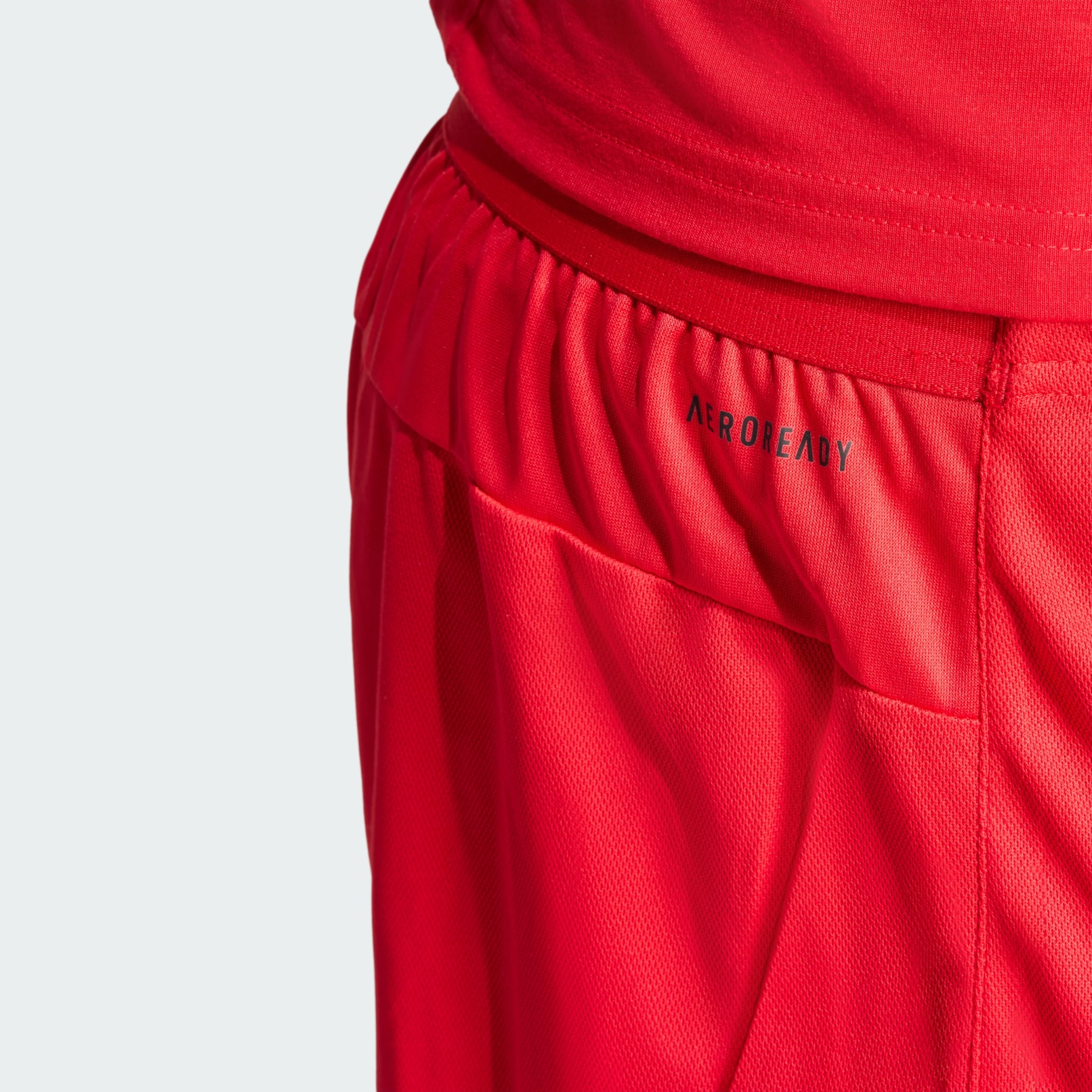 Kratke hlače za trening s logotipom Train Essentials