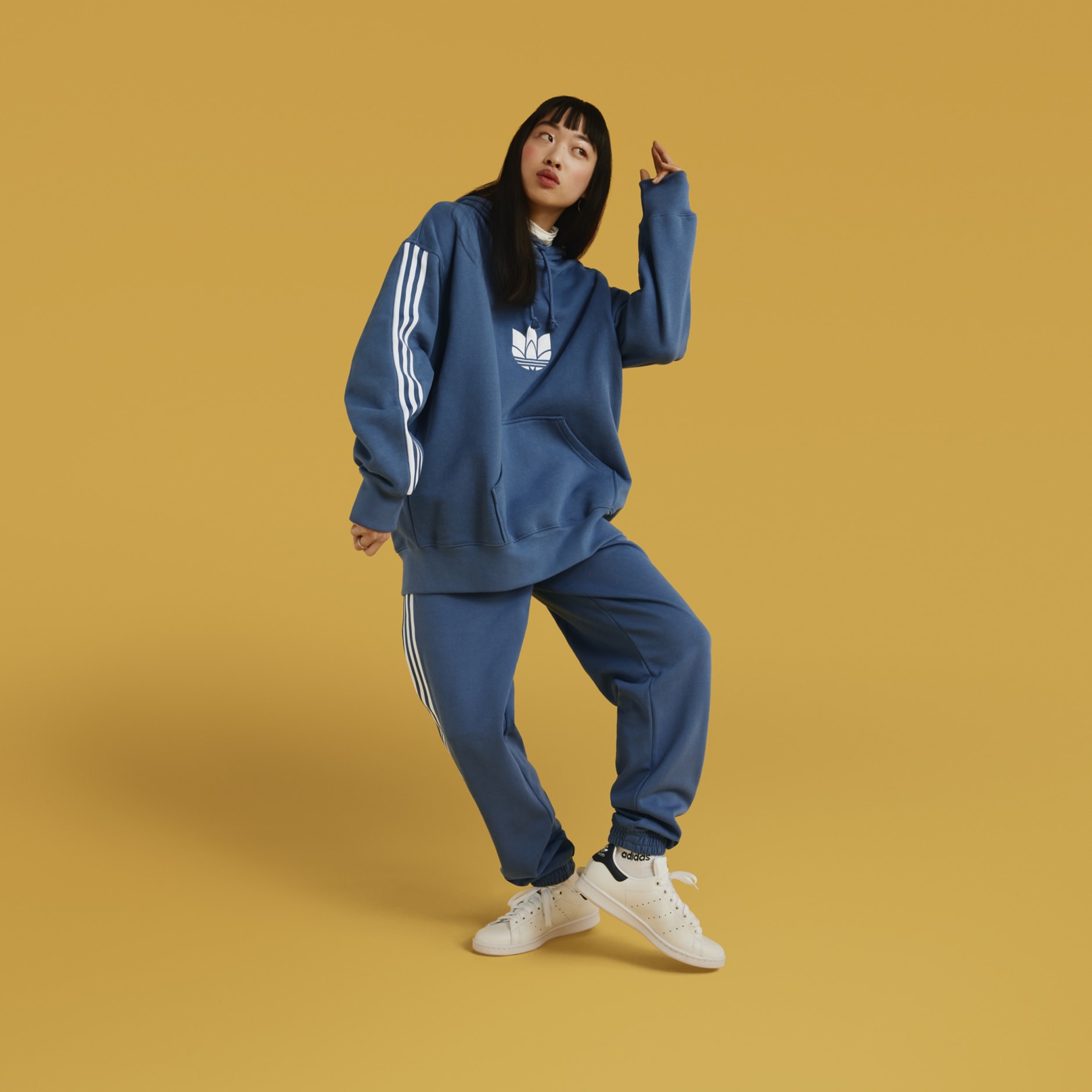 LOUNGEWEAR Adicolor 3D Trefoil Oversize Hoodie