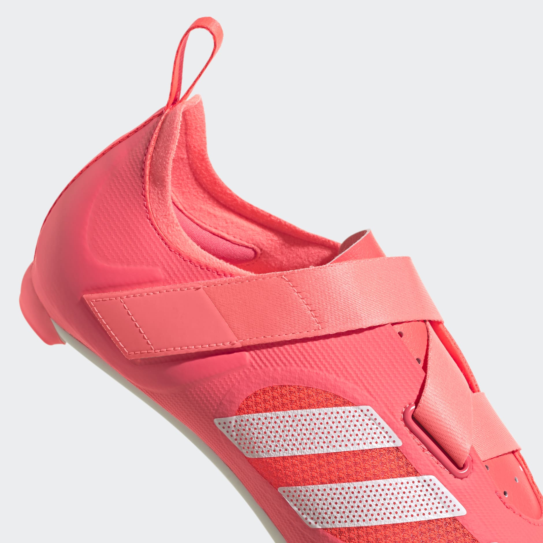 THE INDOOR CYCLING SHOE