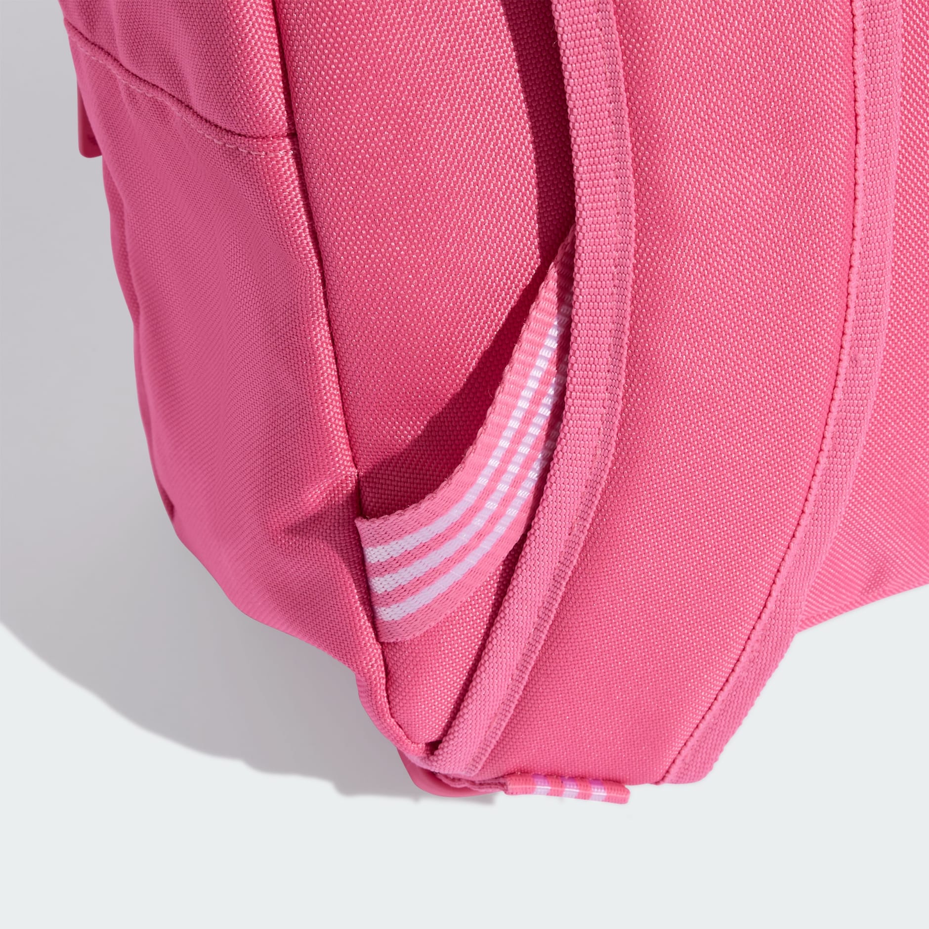 תיק גב קטן של Adicolor