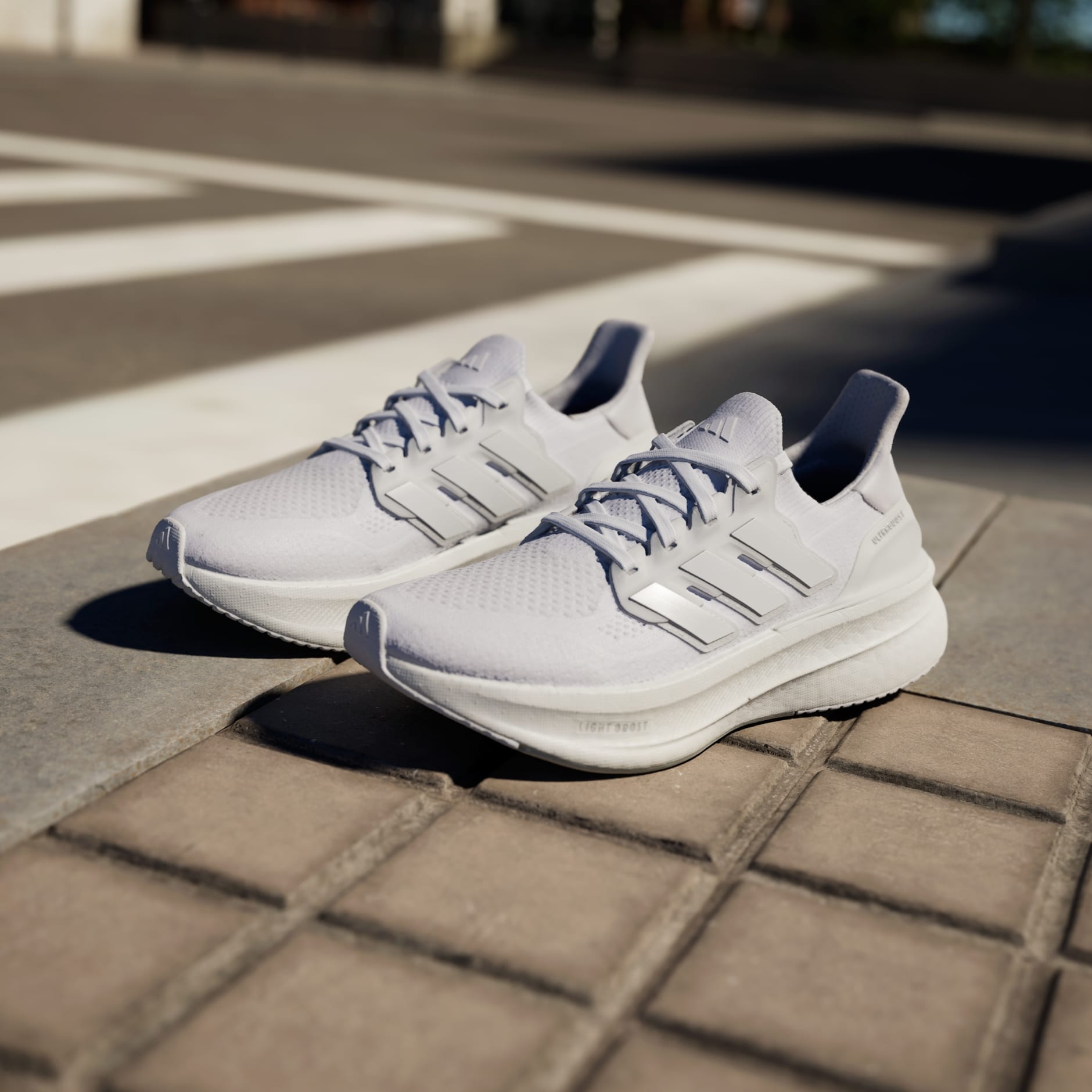 Adidas ultra boost 9.5 white feminino hotsell