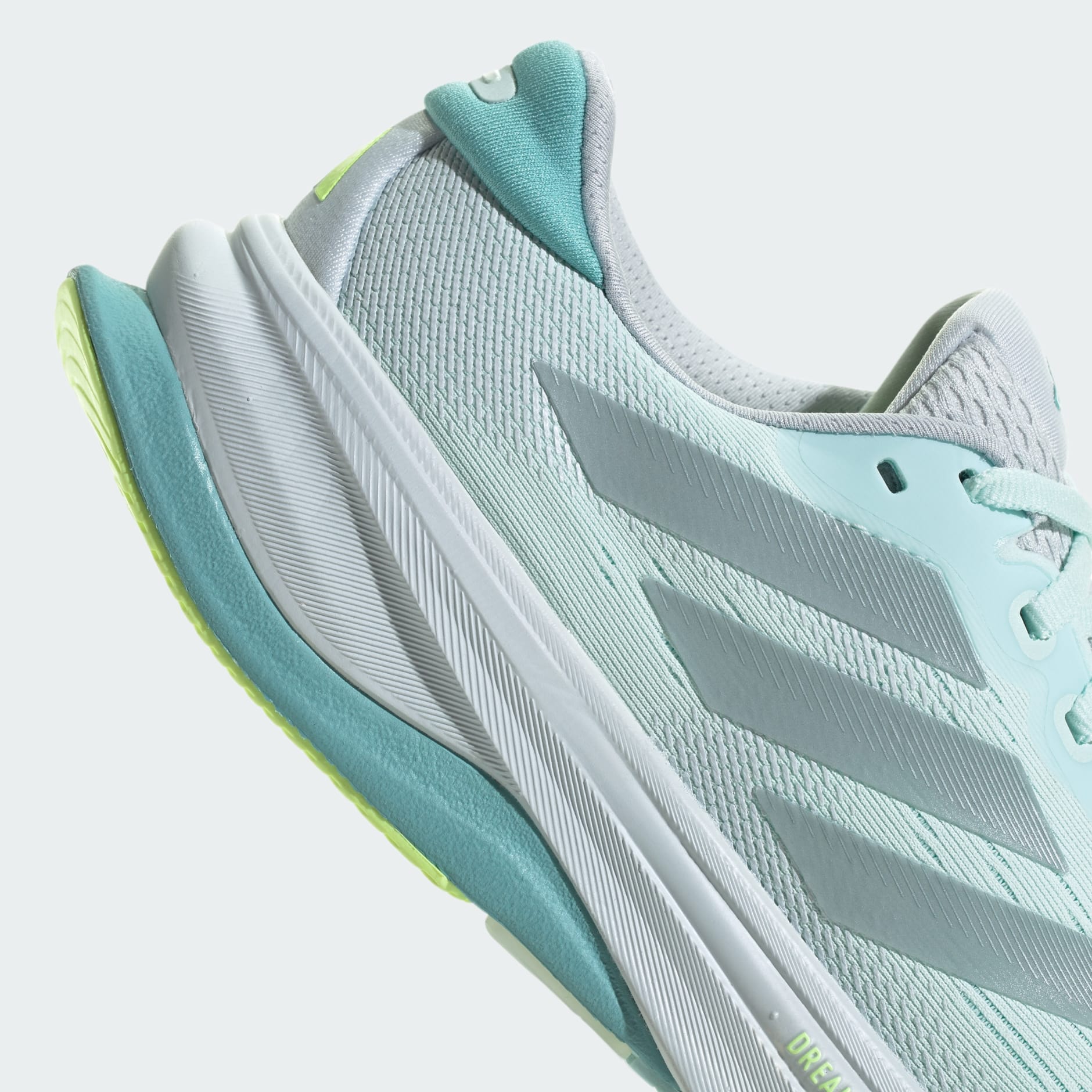 حذاء الجري Supernova Solution 2.0