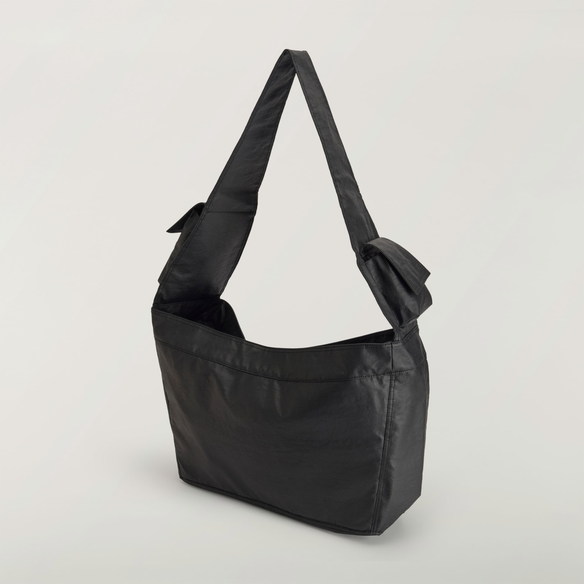 TORBA Y-3 NEWSPAPER L