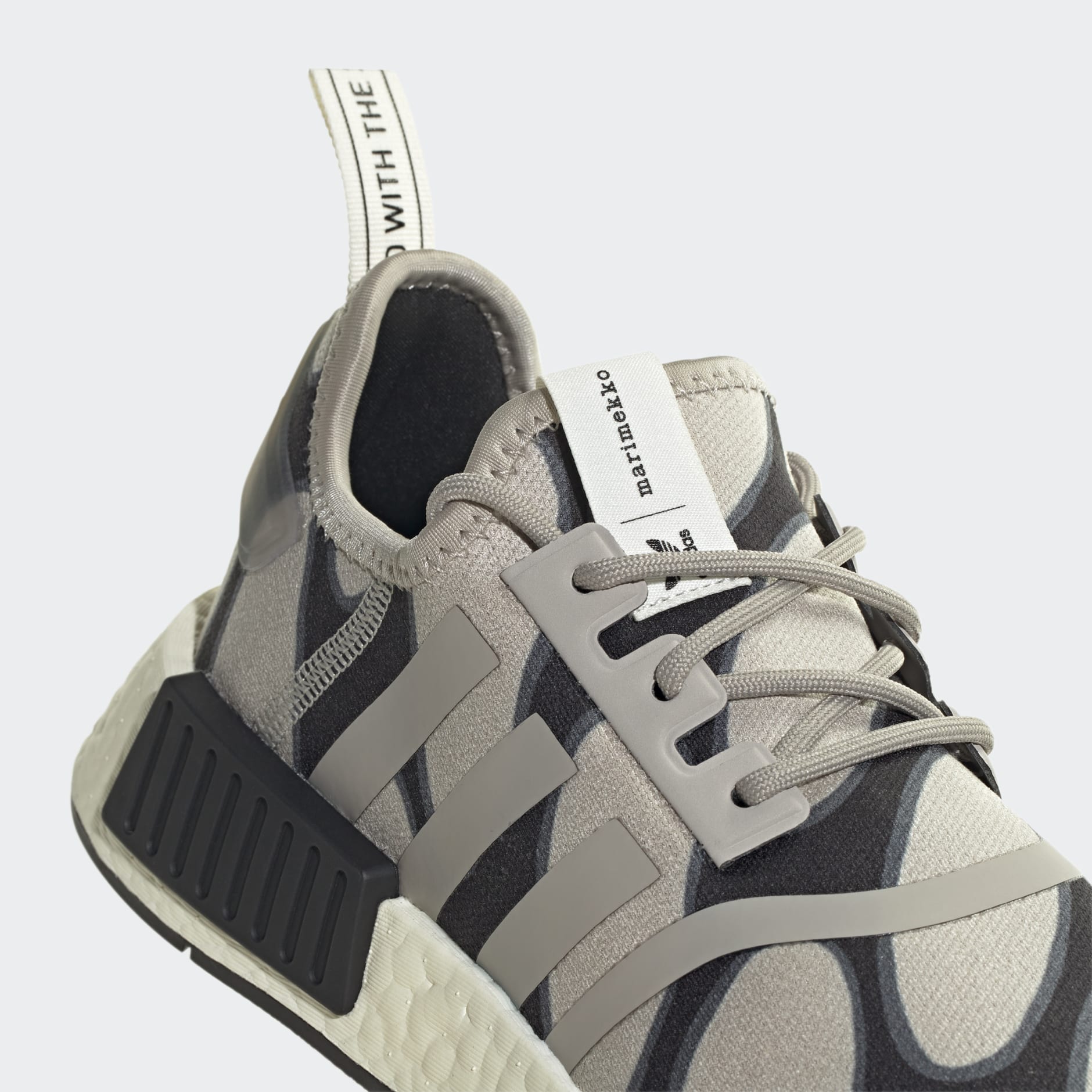 NMD_R1 Shoes
