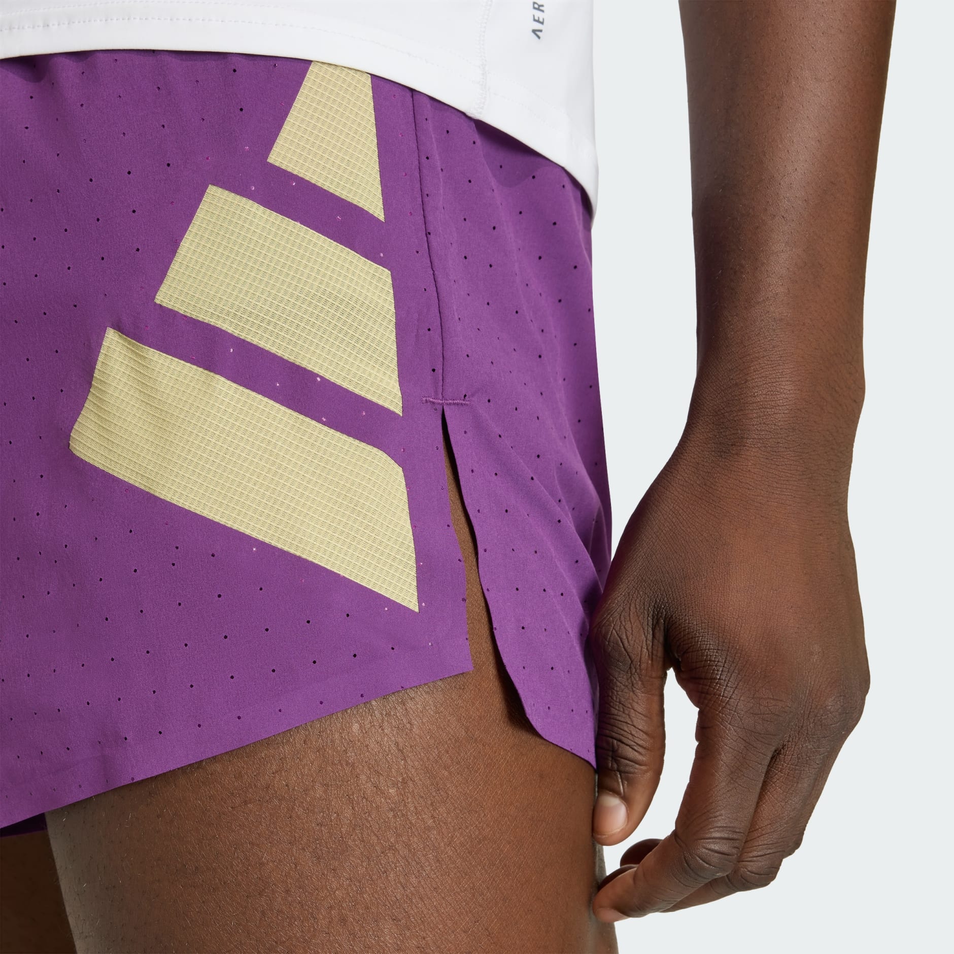 Pantaloni scurți Adizero Road to Records cu fante