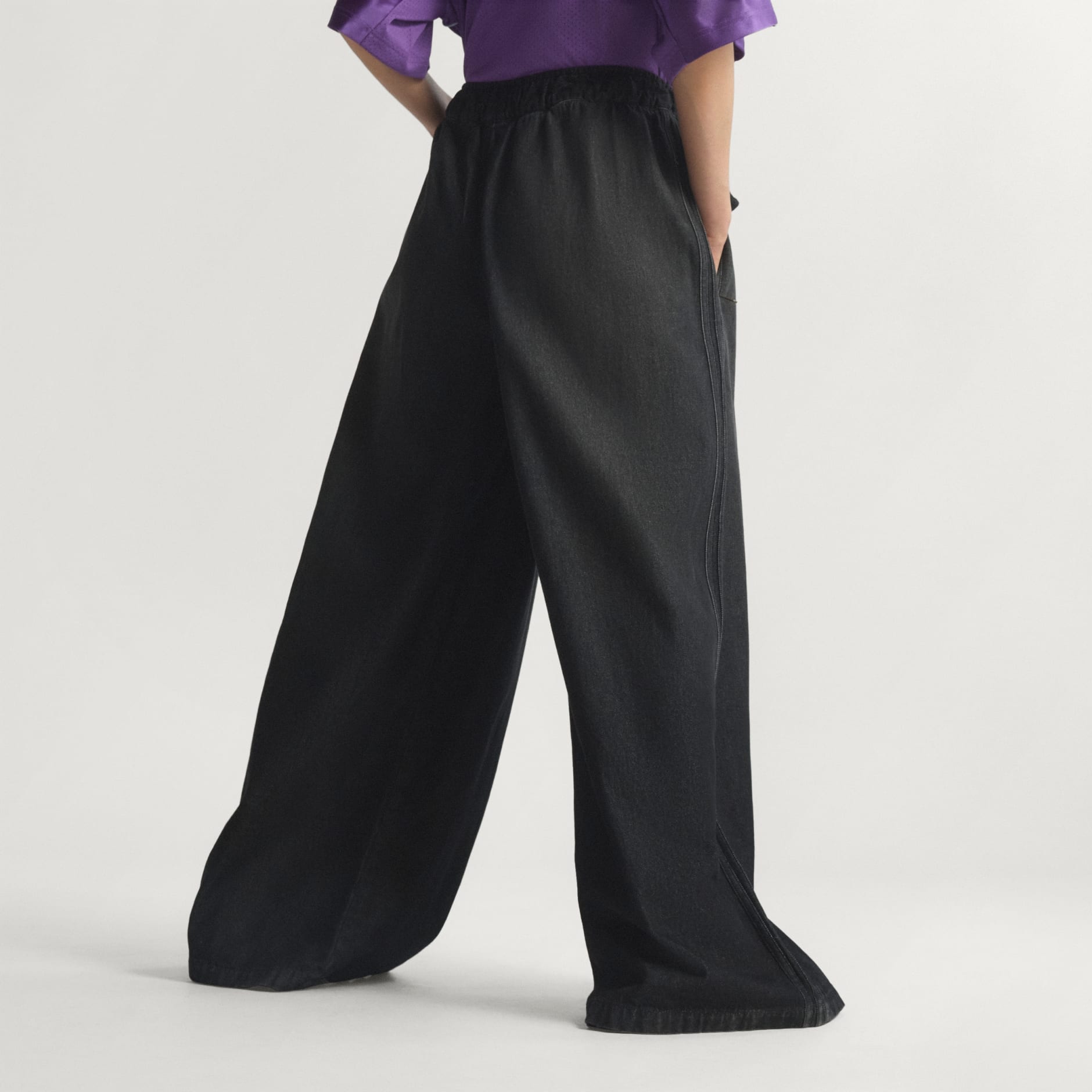 DONJI DIO TRENIRKE OD TRAPERA