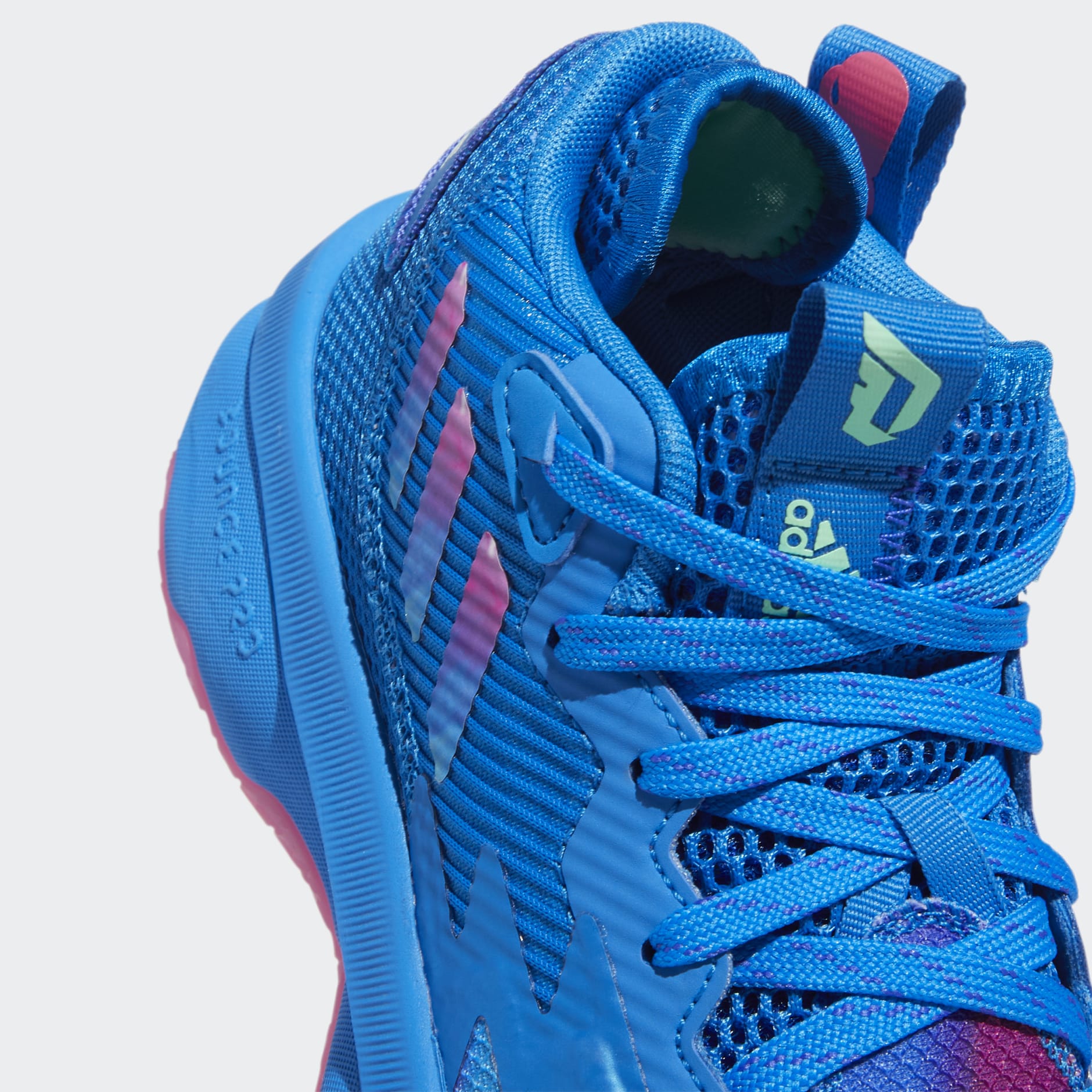 Dame 8 Shoes