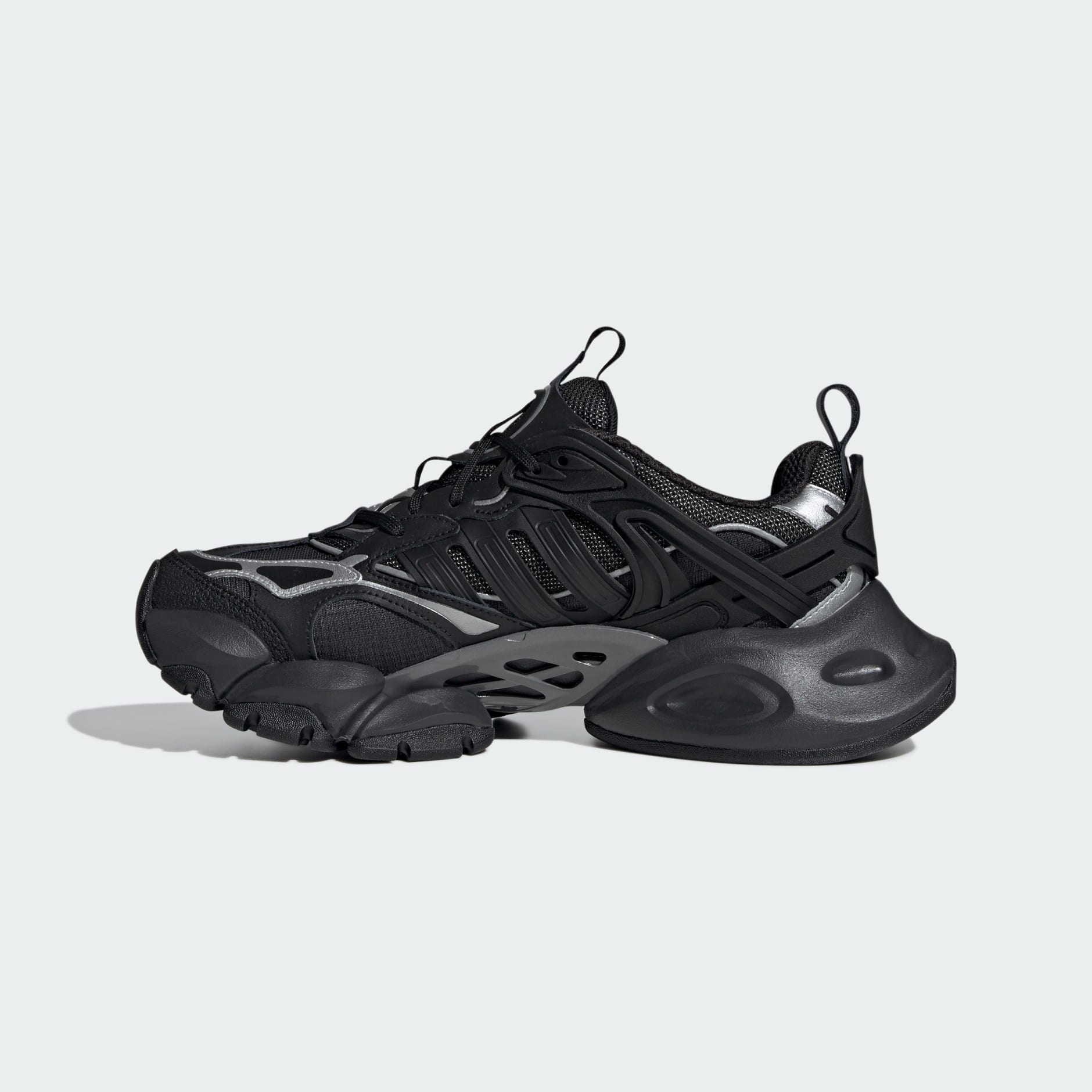 XLG Runner Deluxe Shoes