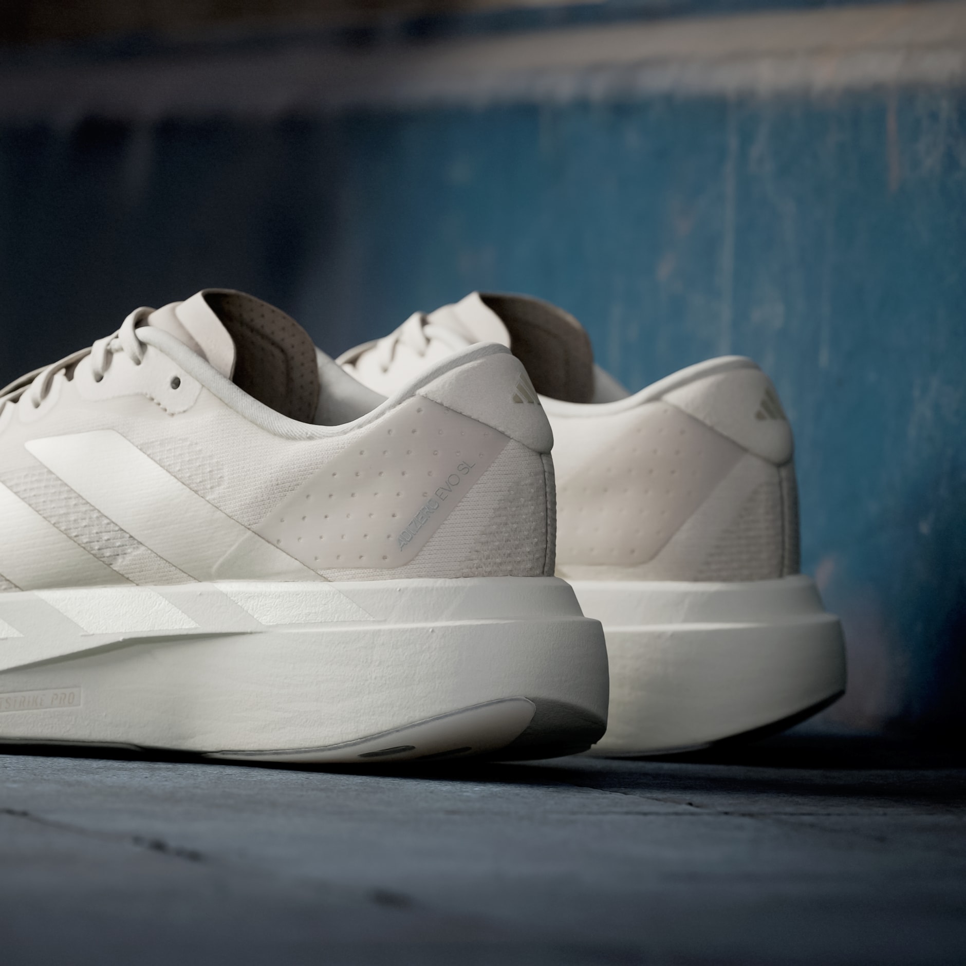 Adizero EVO SL 運動鞋