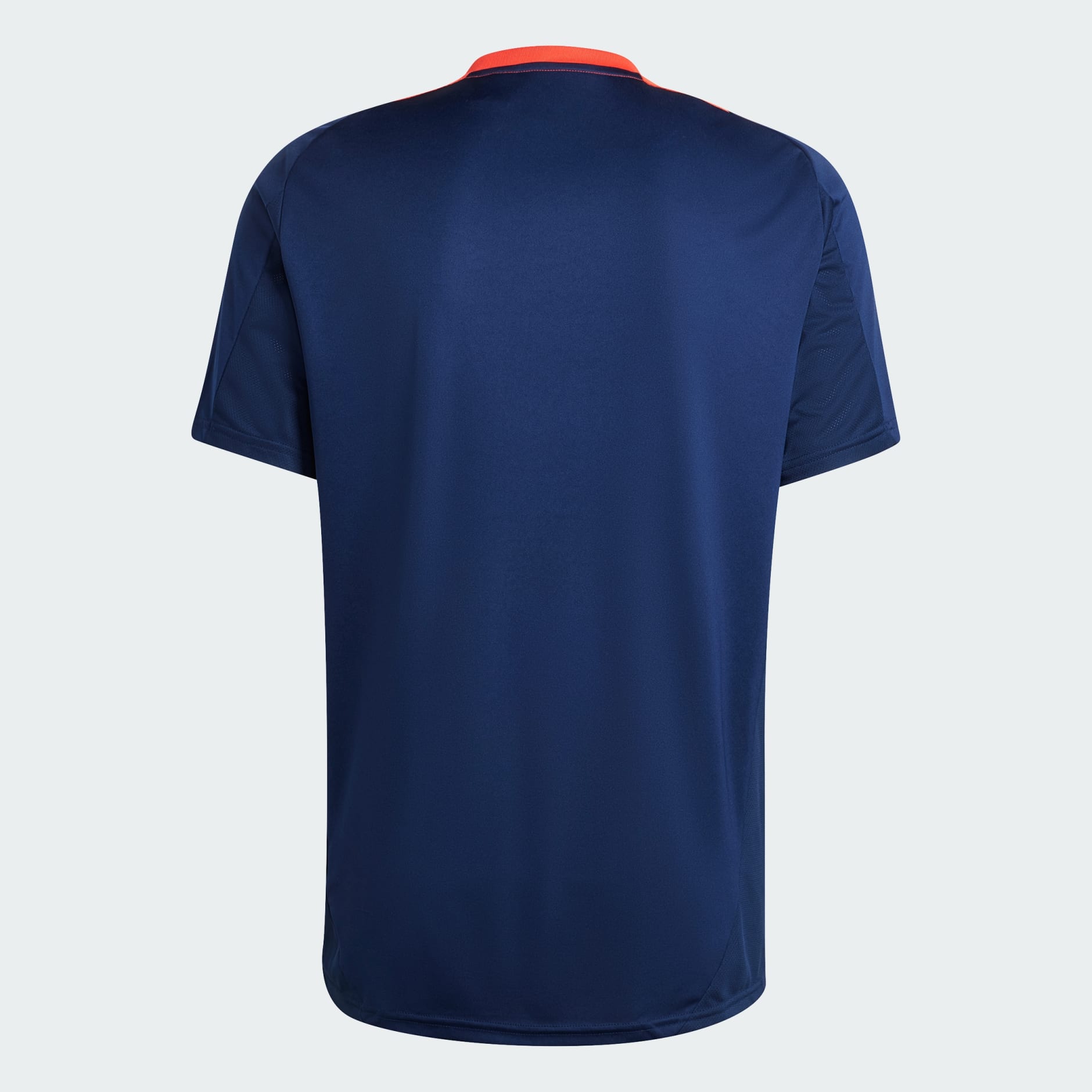 Manchester United Tiro 24 Training Jersey