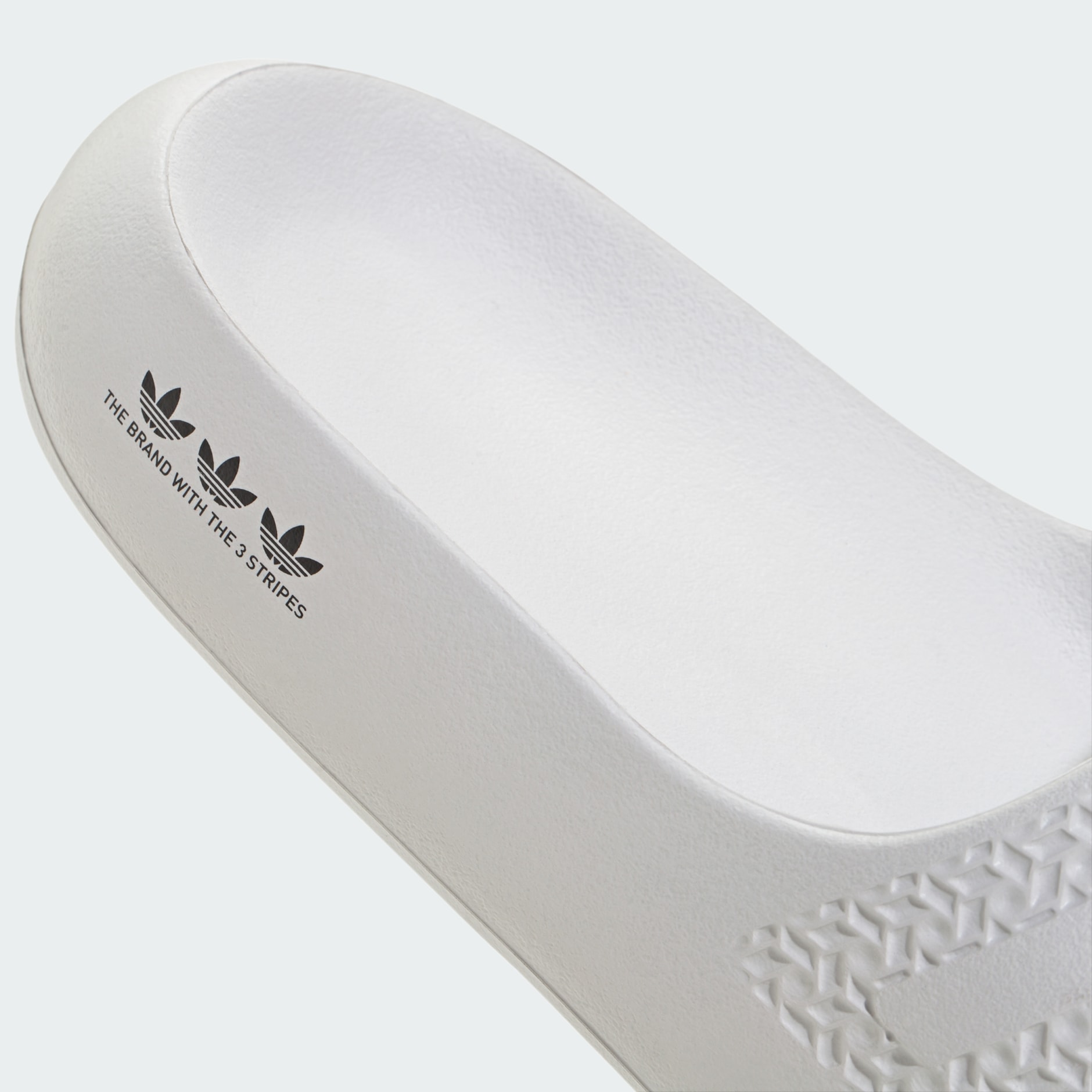 Adilette Ayoon Slides