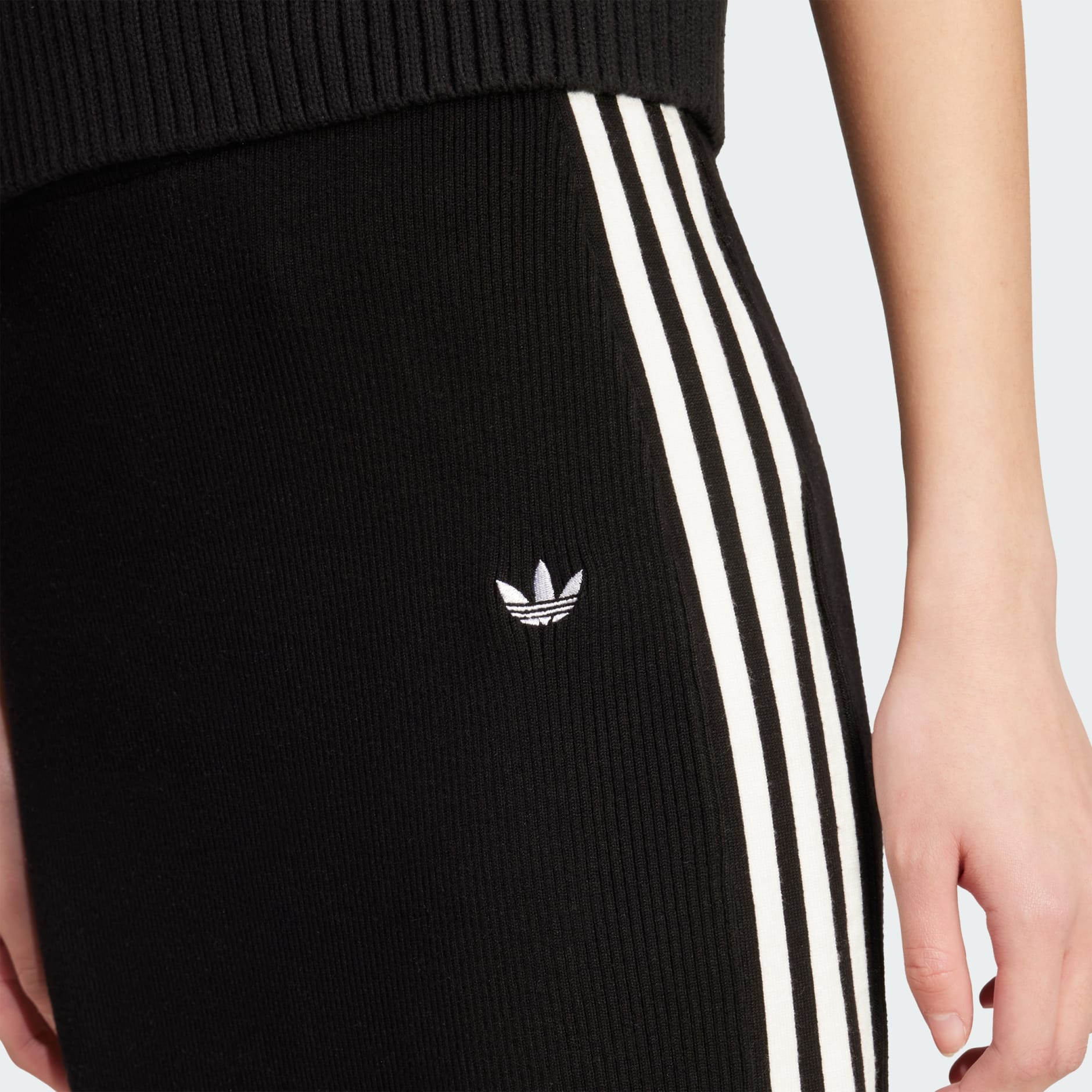 Adicolor Knit 3-Stripes Skirt