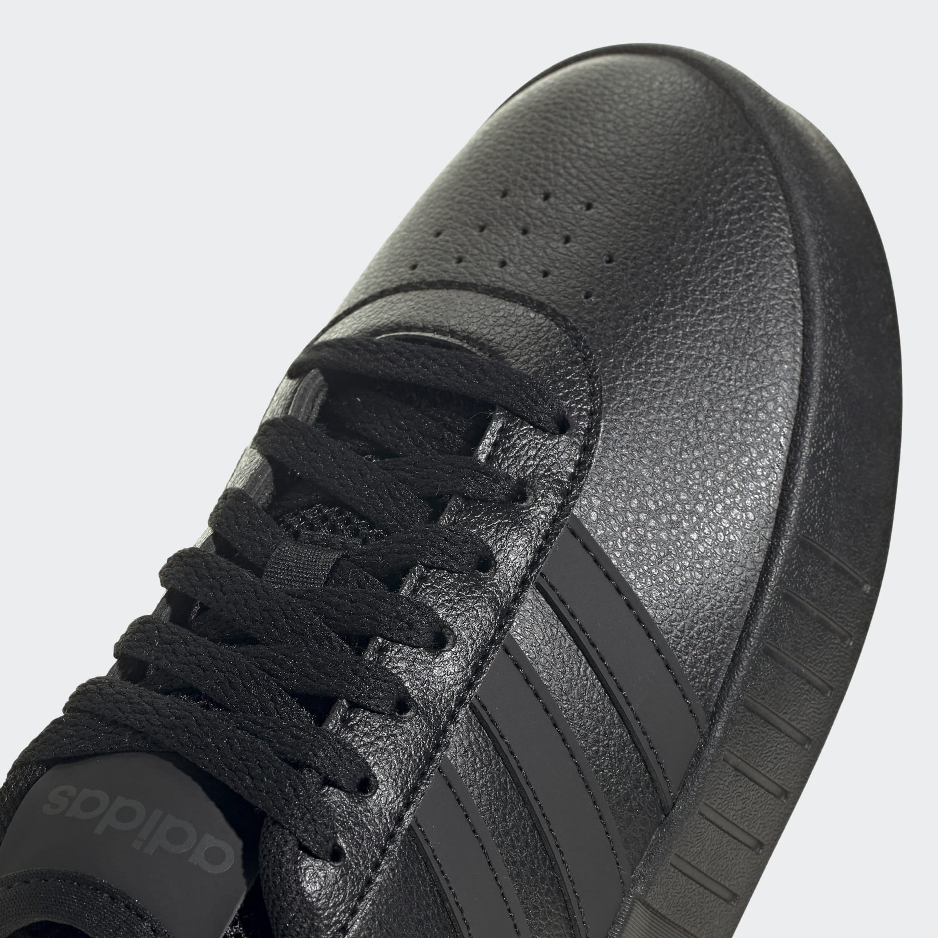 Court Bold Shoes