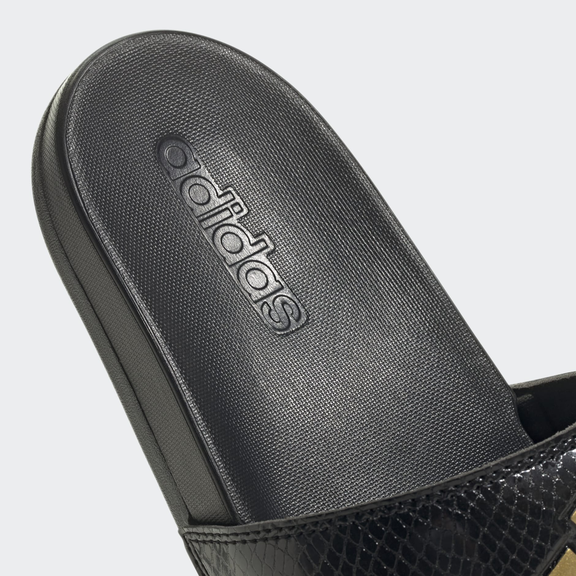 Adilette Comfort Slides