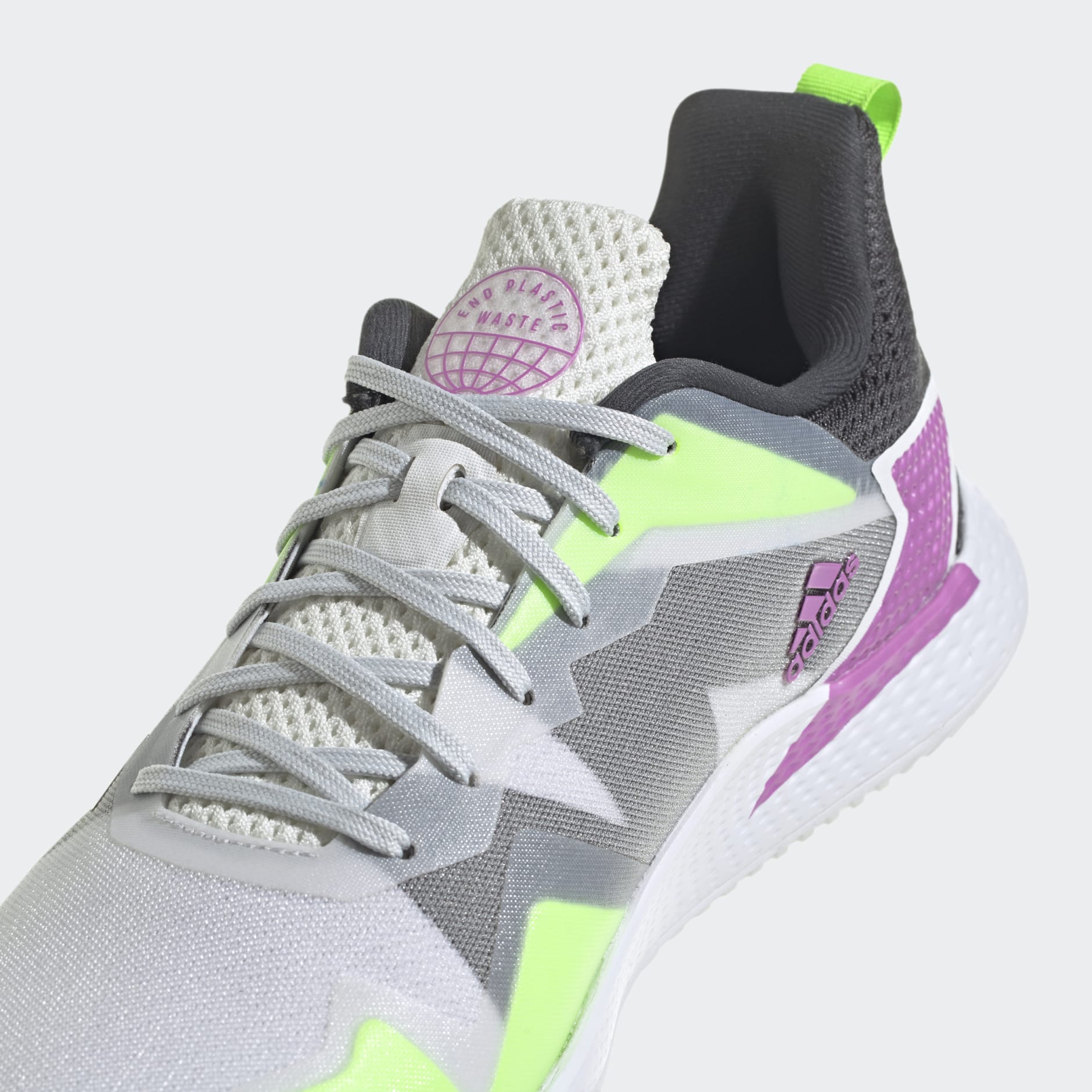 Defiant Speed Tennis Shoes