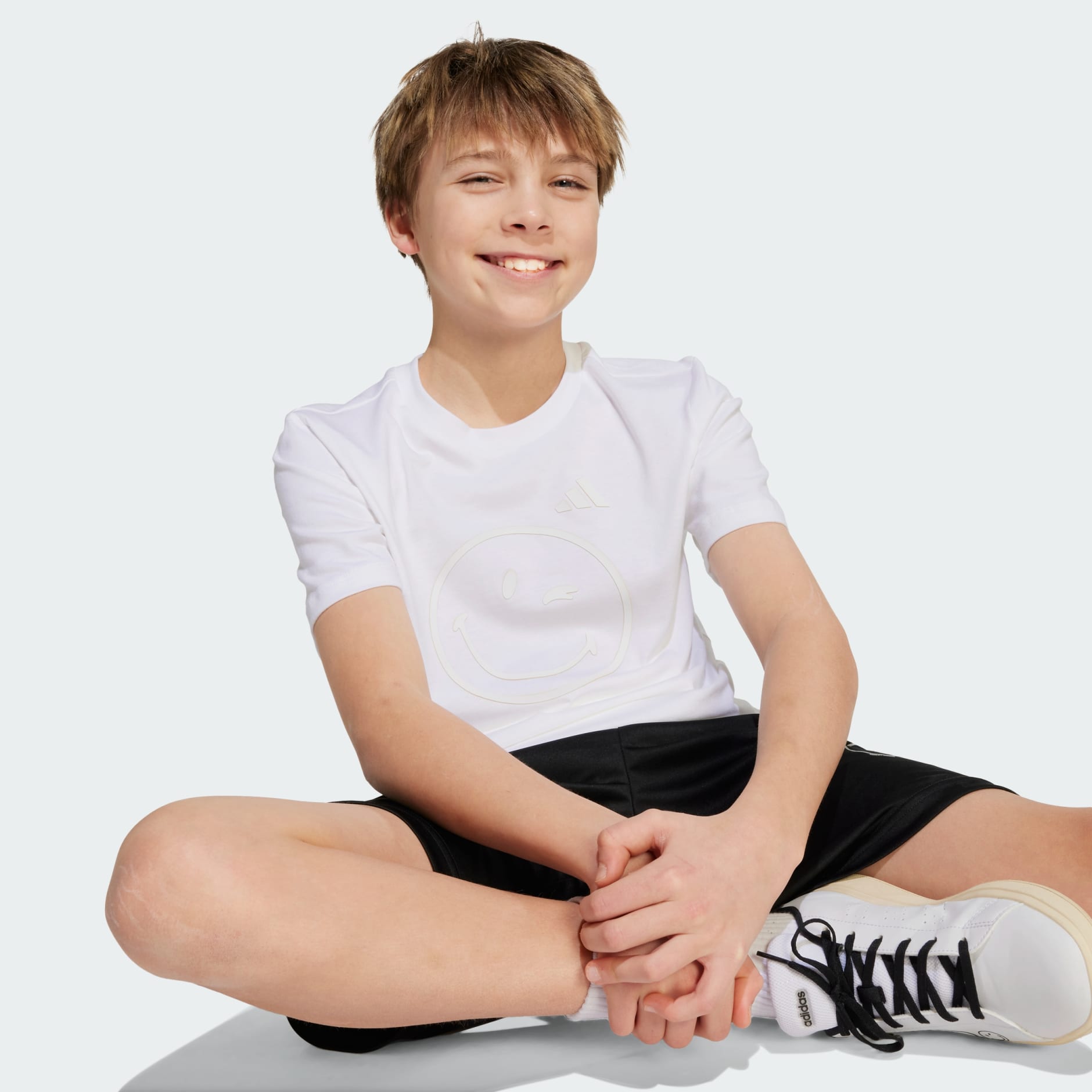 تيشيرت أديداس Smileyworld x برسومات للأطفال