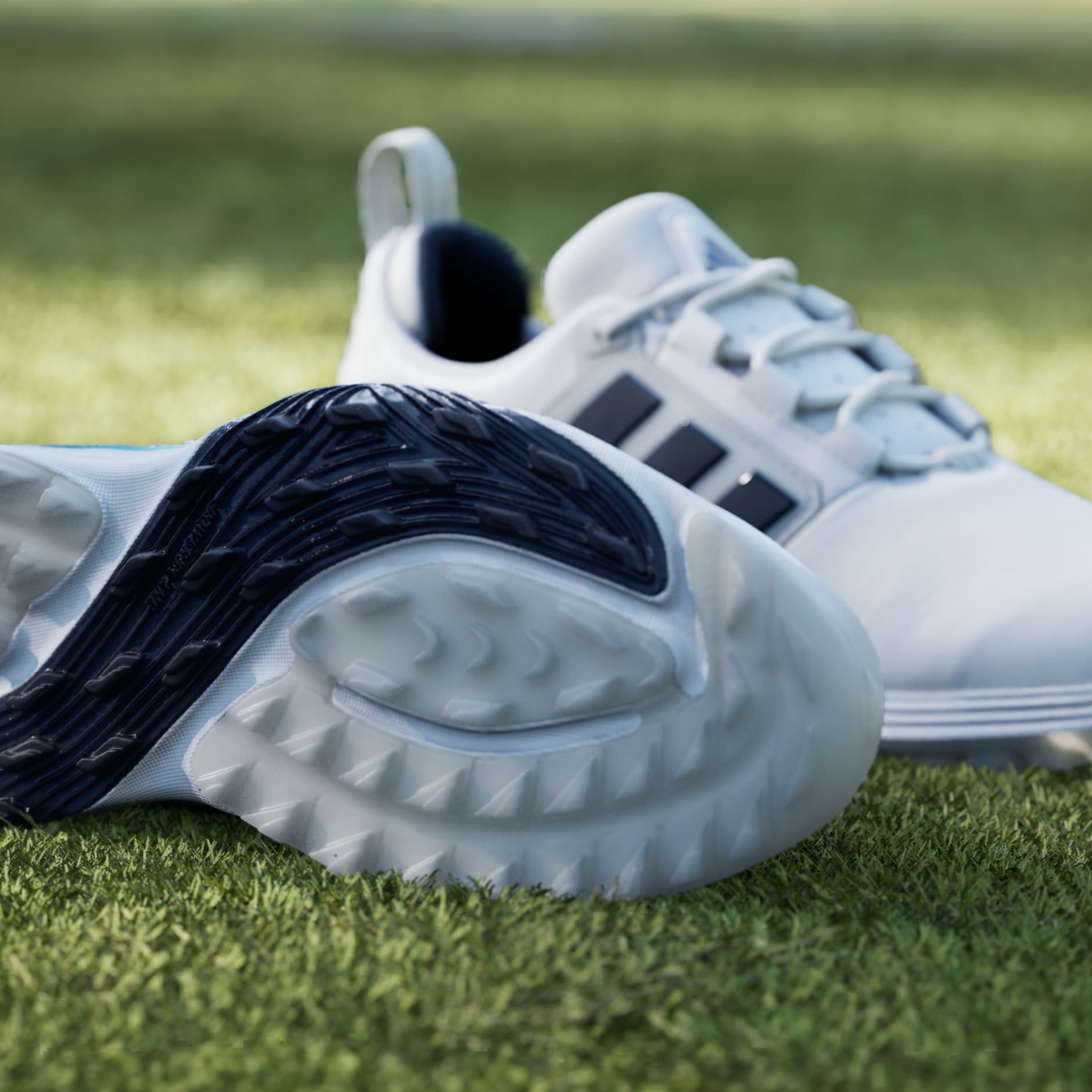 PANTOFI DE GOLF ADIPOWER 26 SPIKELESS