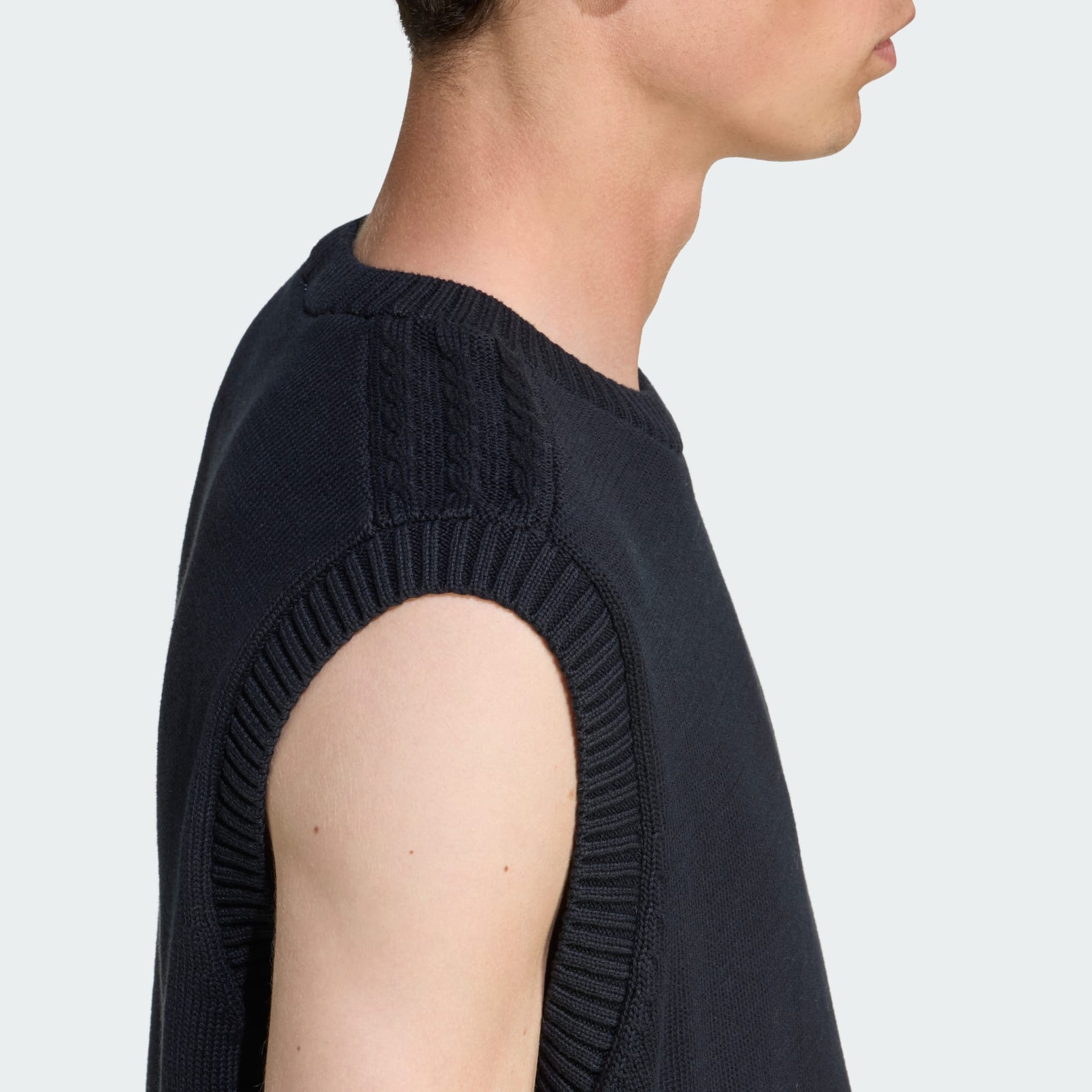 Vestă tricotată Premium Essentials