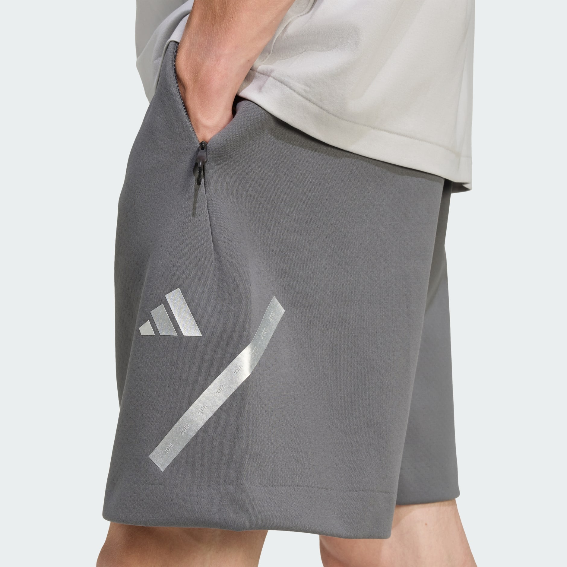 Pantaloni scurti Mercedes-AMG Petronas Formula One Team Silver Arrows