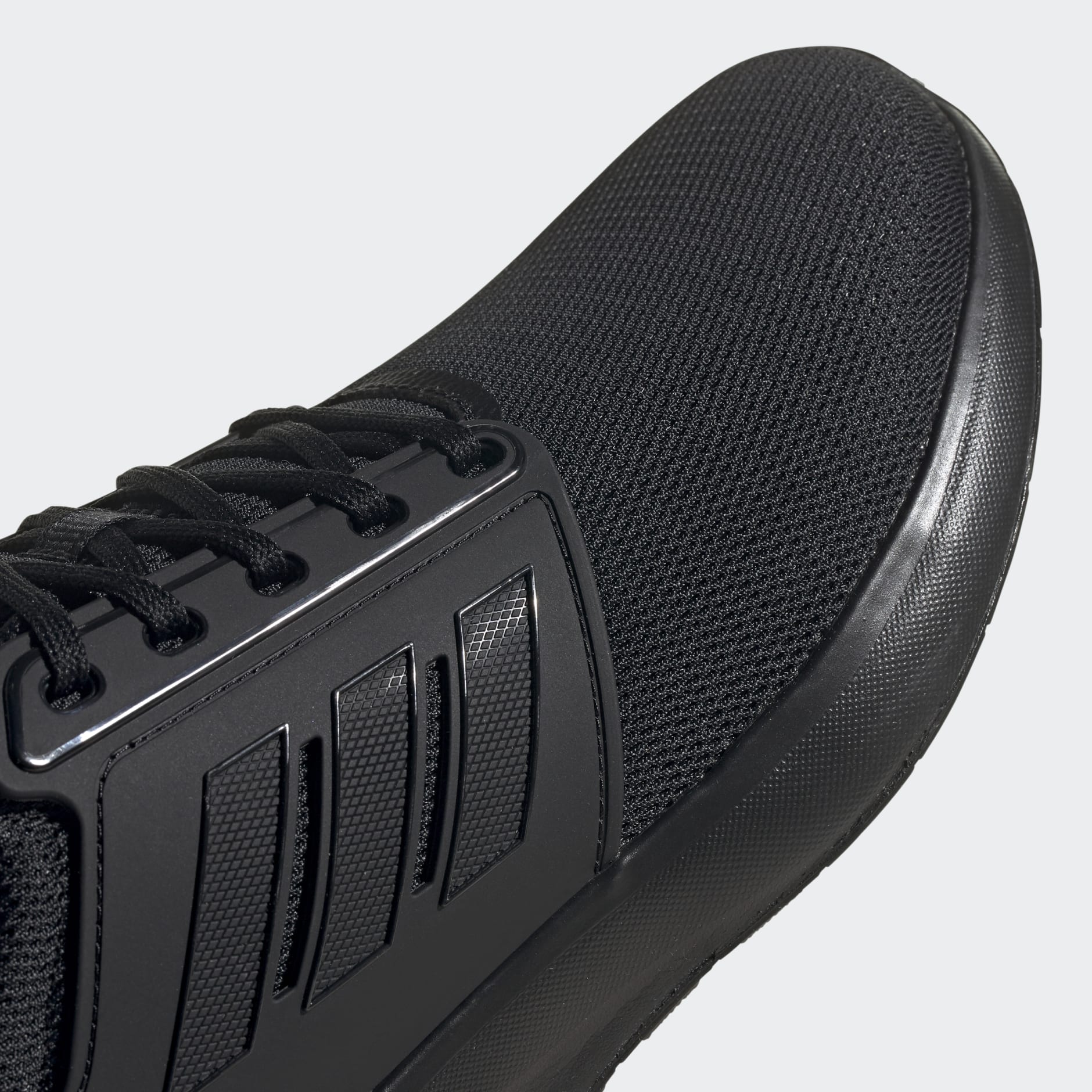 EQ19 Run Shoes