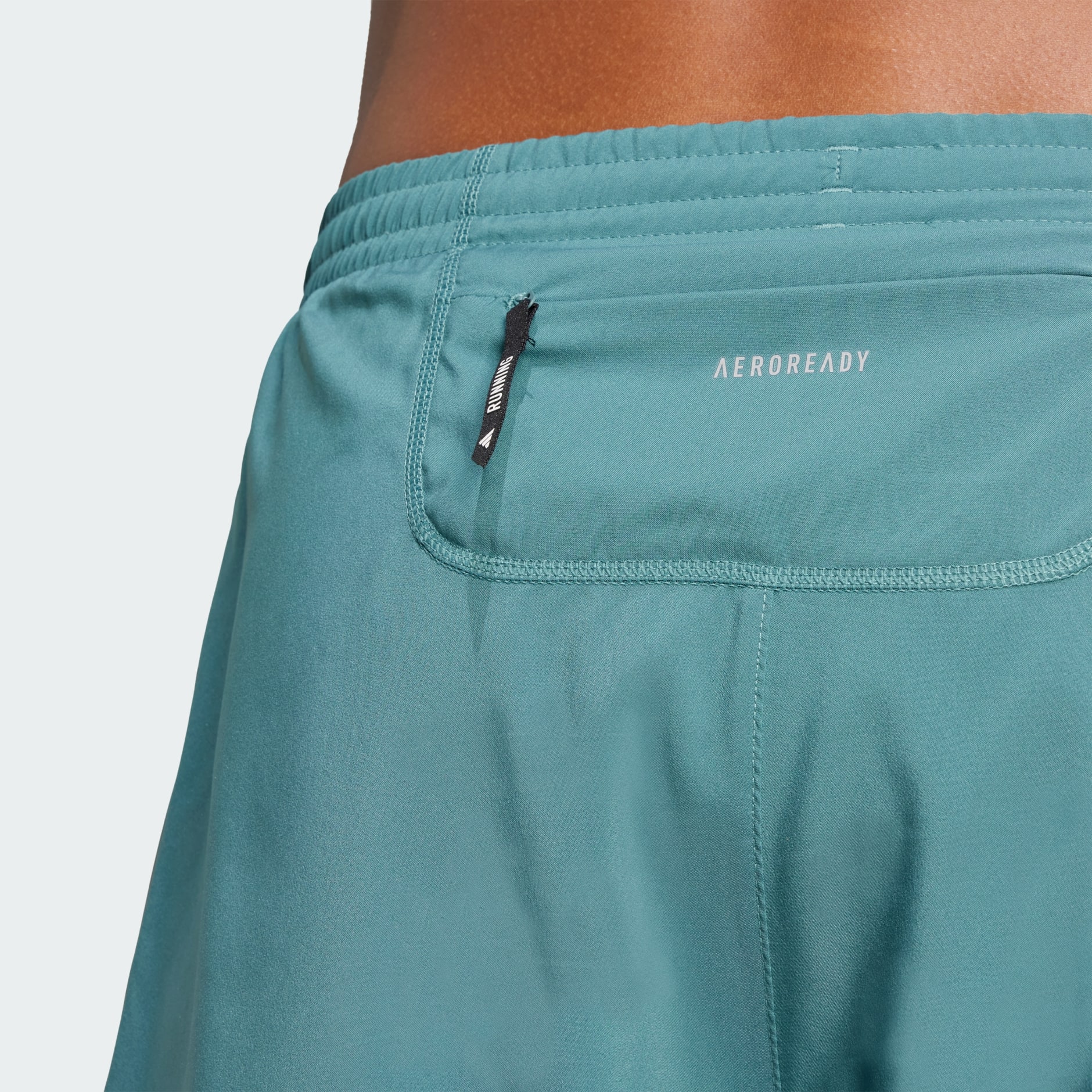 מכנסים קצרים Own The Run