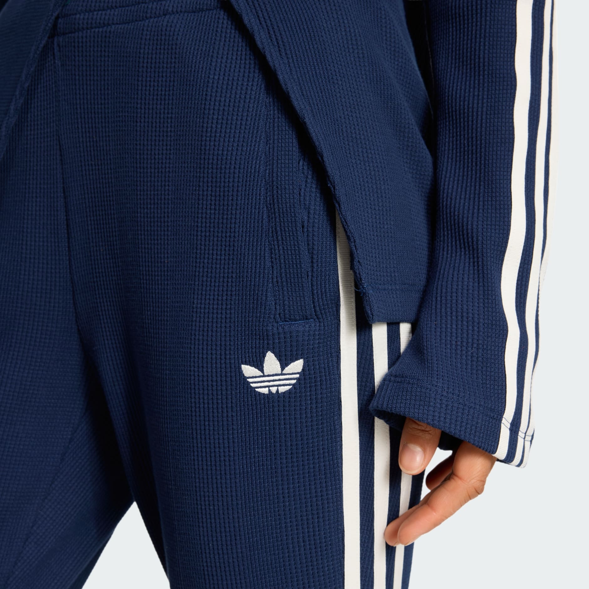 adidas ORIGINALS 華夫格長褲