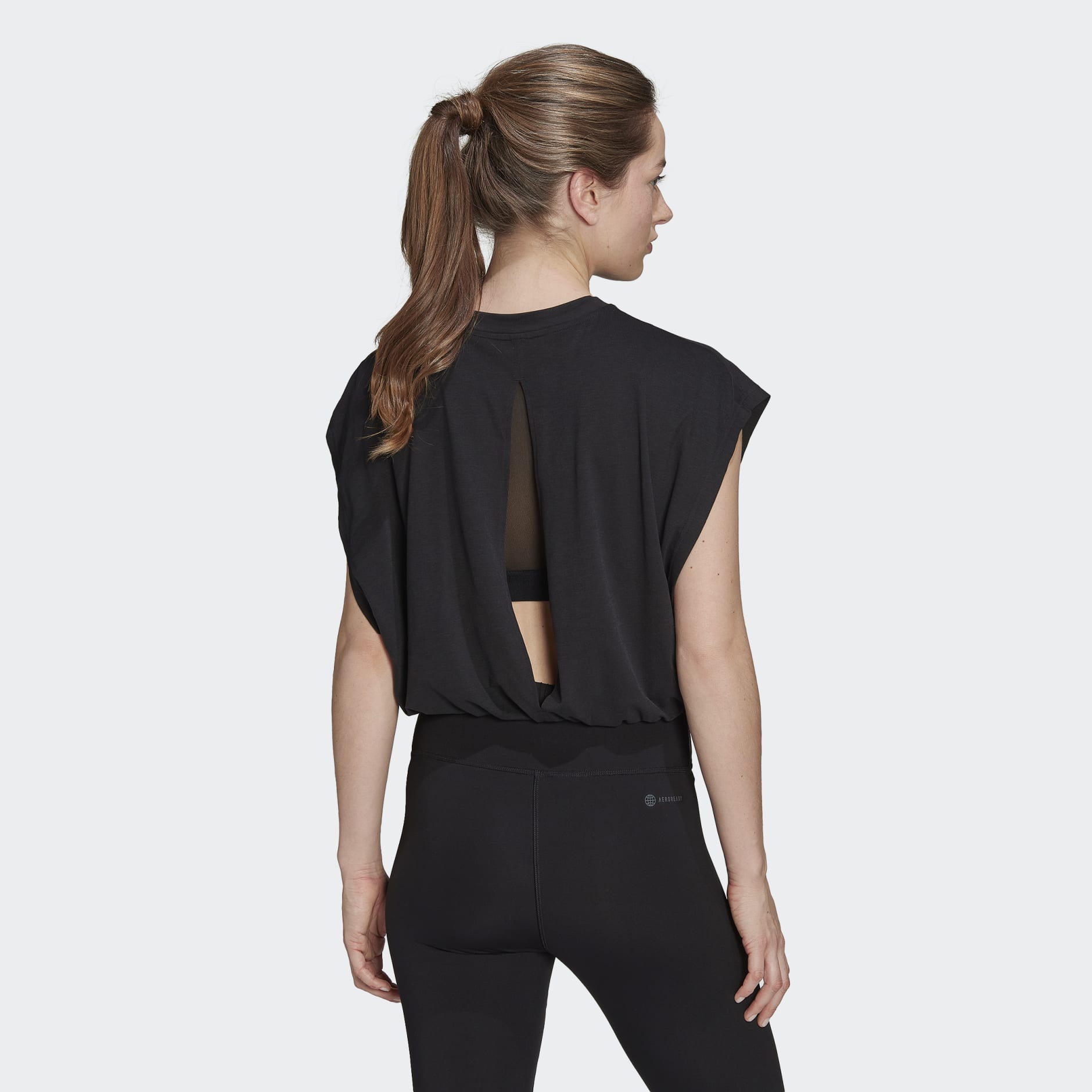 חולצת Hyperglam Sleeveless Tee