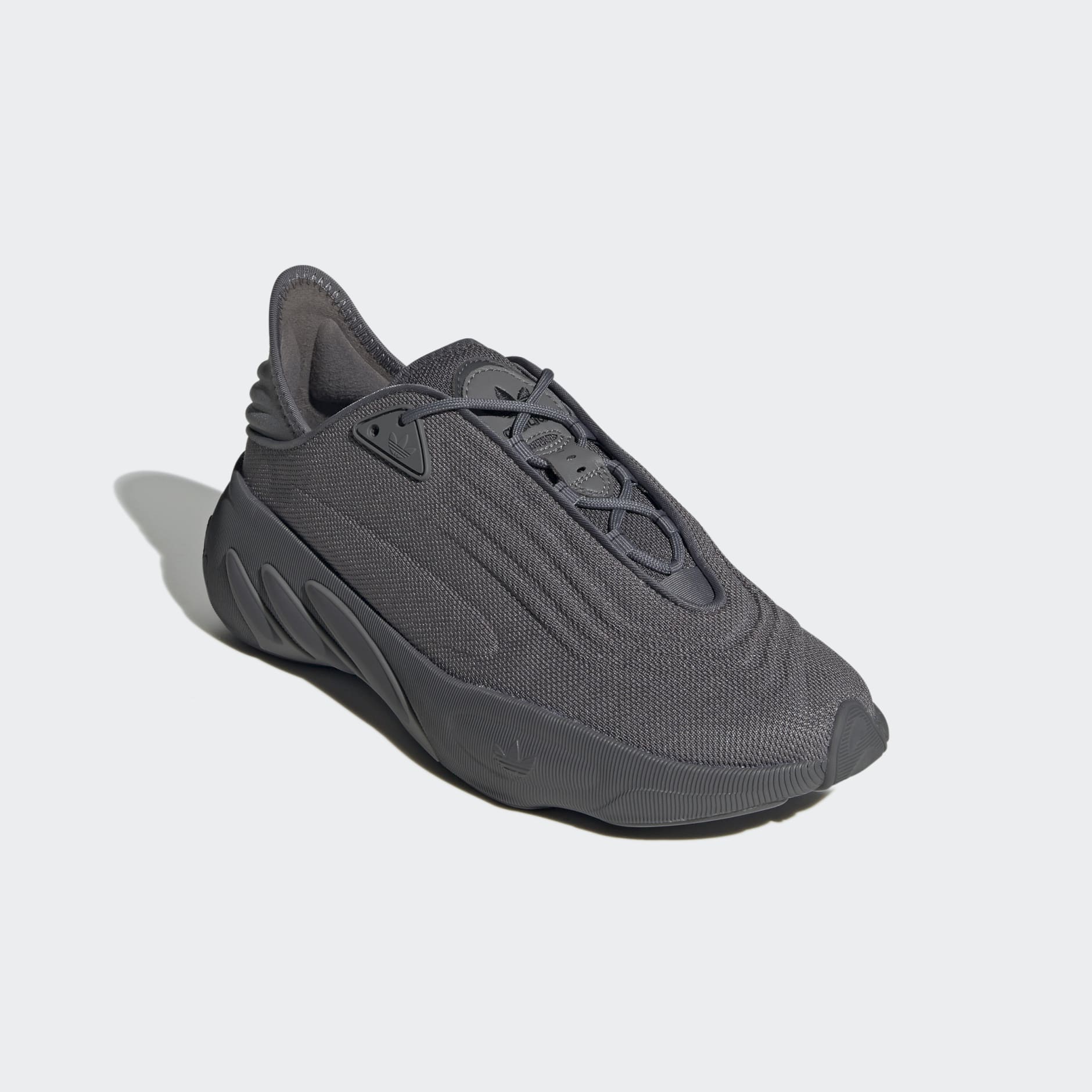 Tenis adidas SLTN