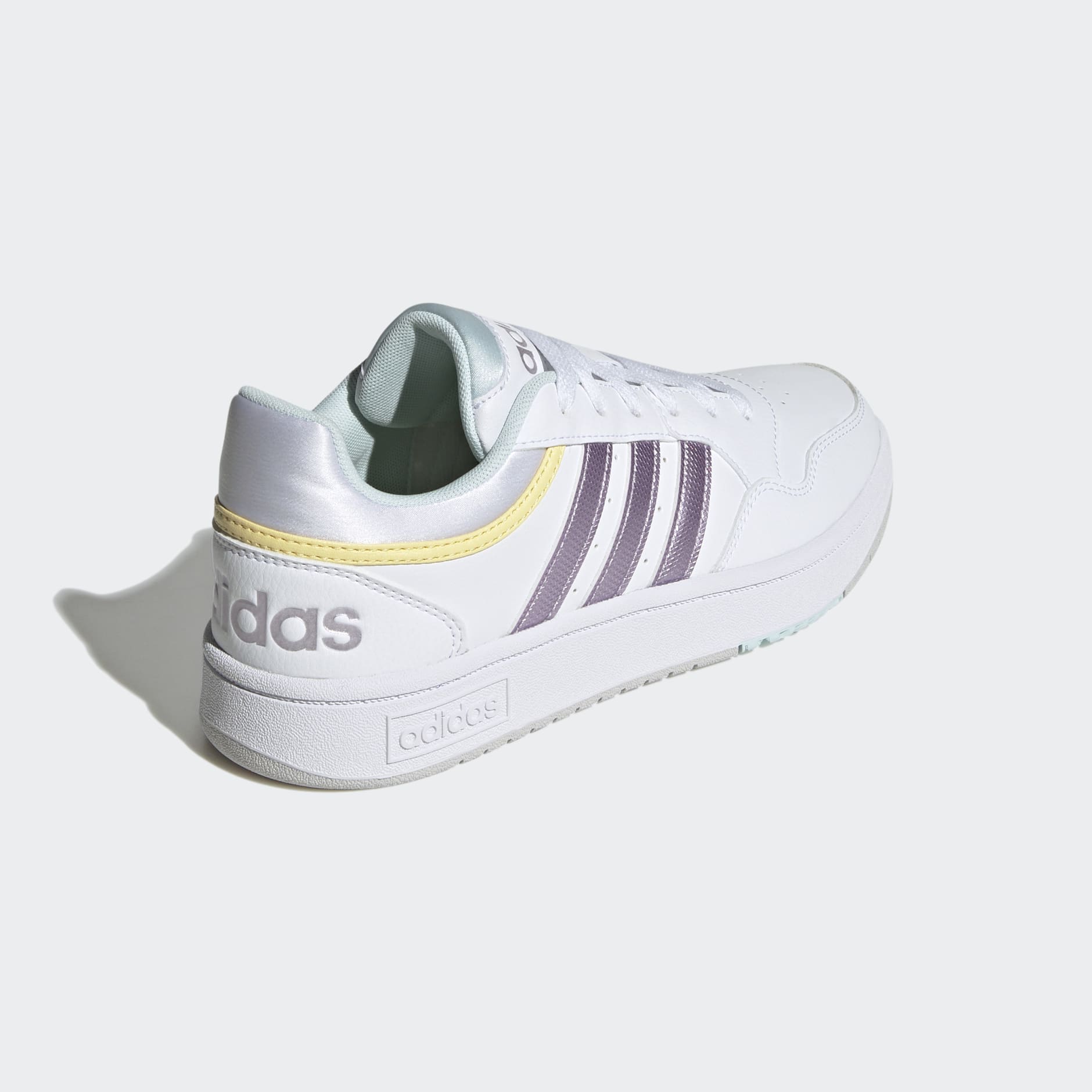 Hoops 3 Shoes