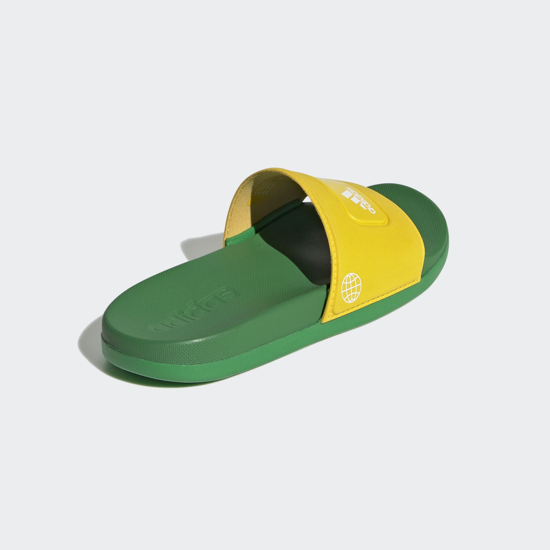 Kids Shoes - adidas Adilette Comfort x LEGO® Slides - Yellow | adidas Qatar