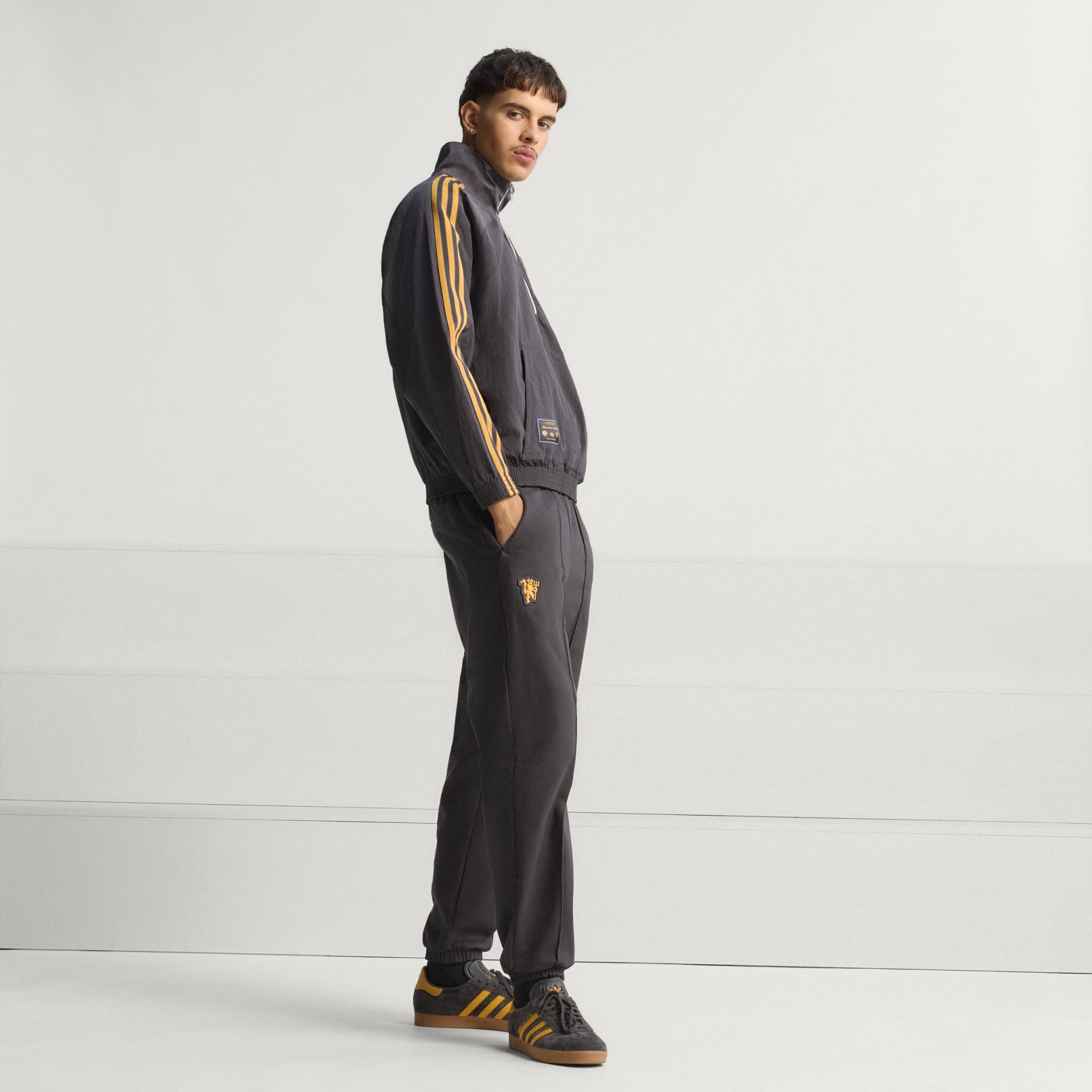 Manchester United Terrace Icons Half-Zip Jacket