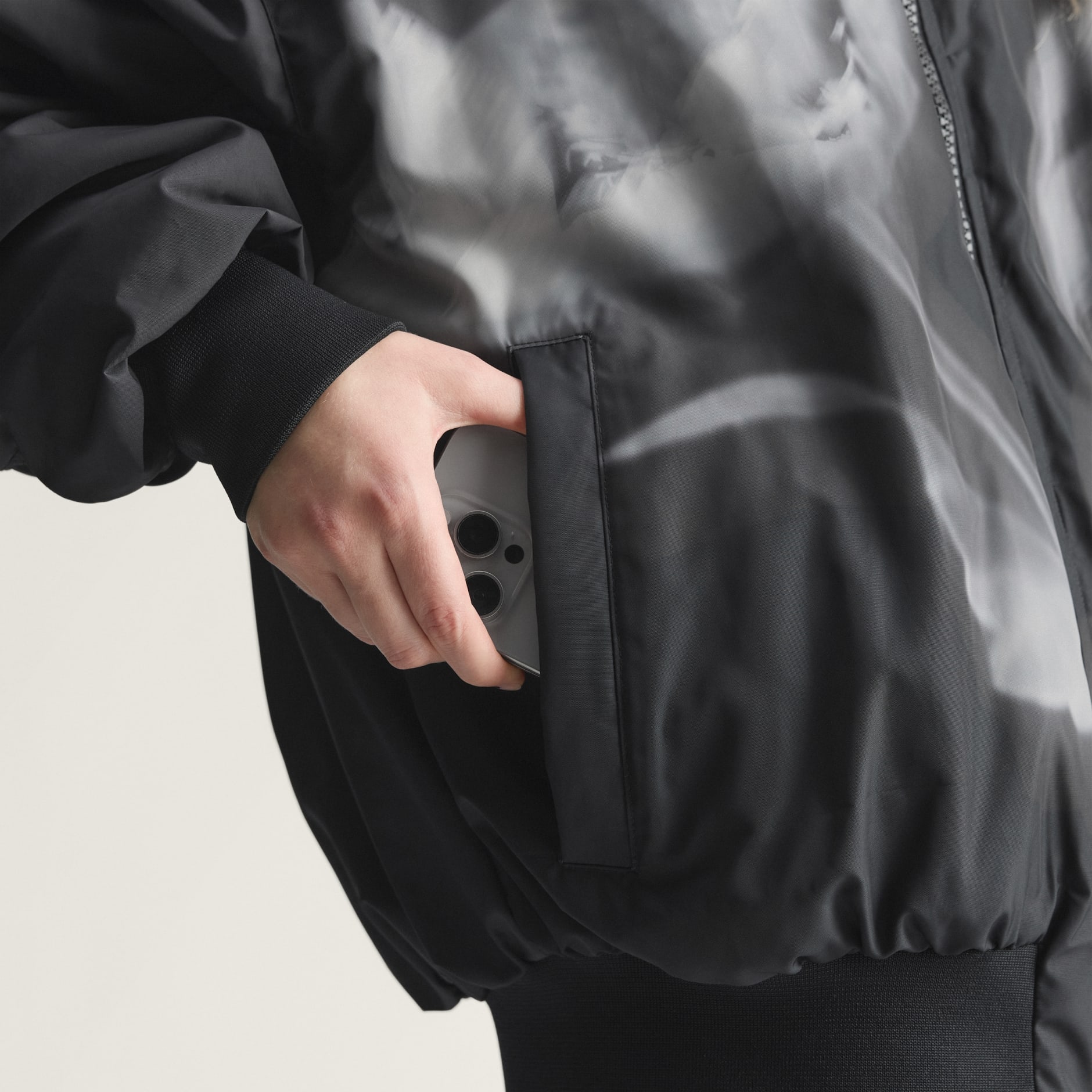 Jachetă de aviator adidas by Stella McCartney din țesătură, cu imprimeu