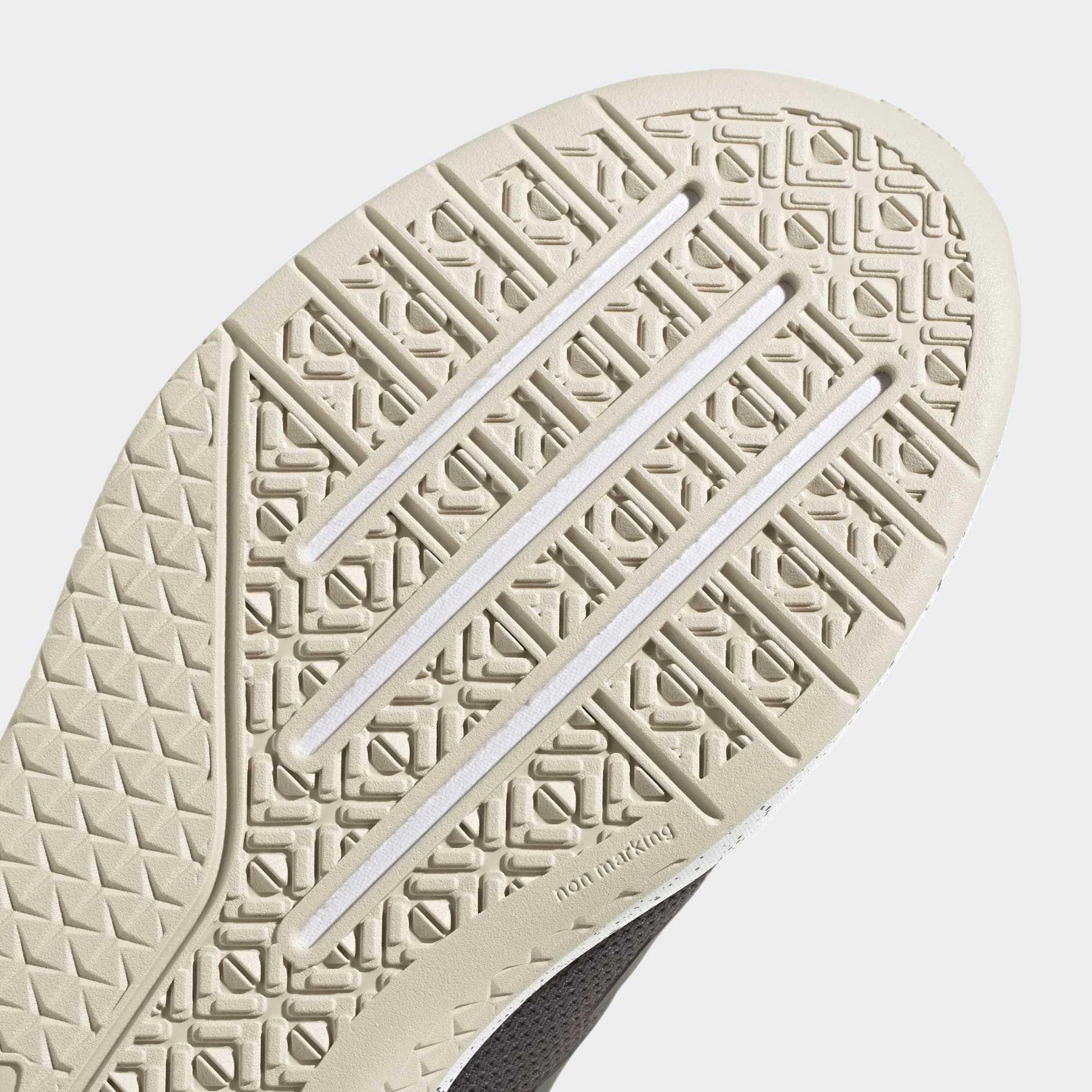Trainer V Shoes
