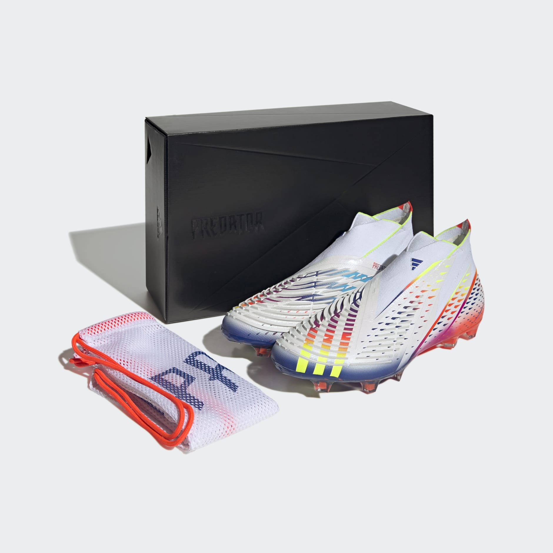 Guayos Predator Edge+ Terreno Firme