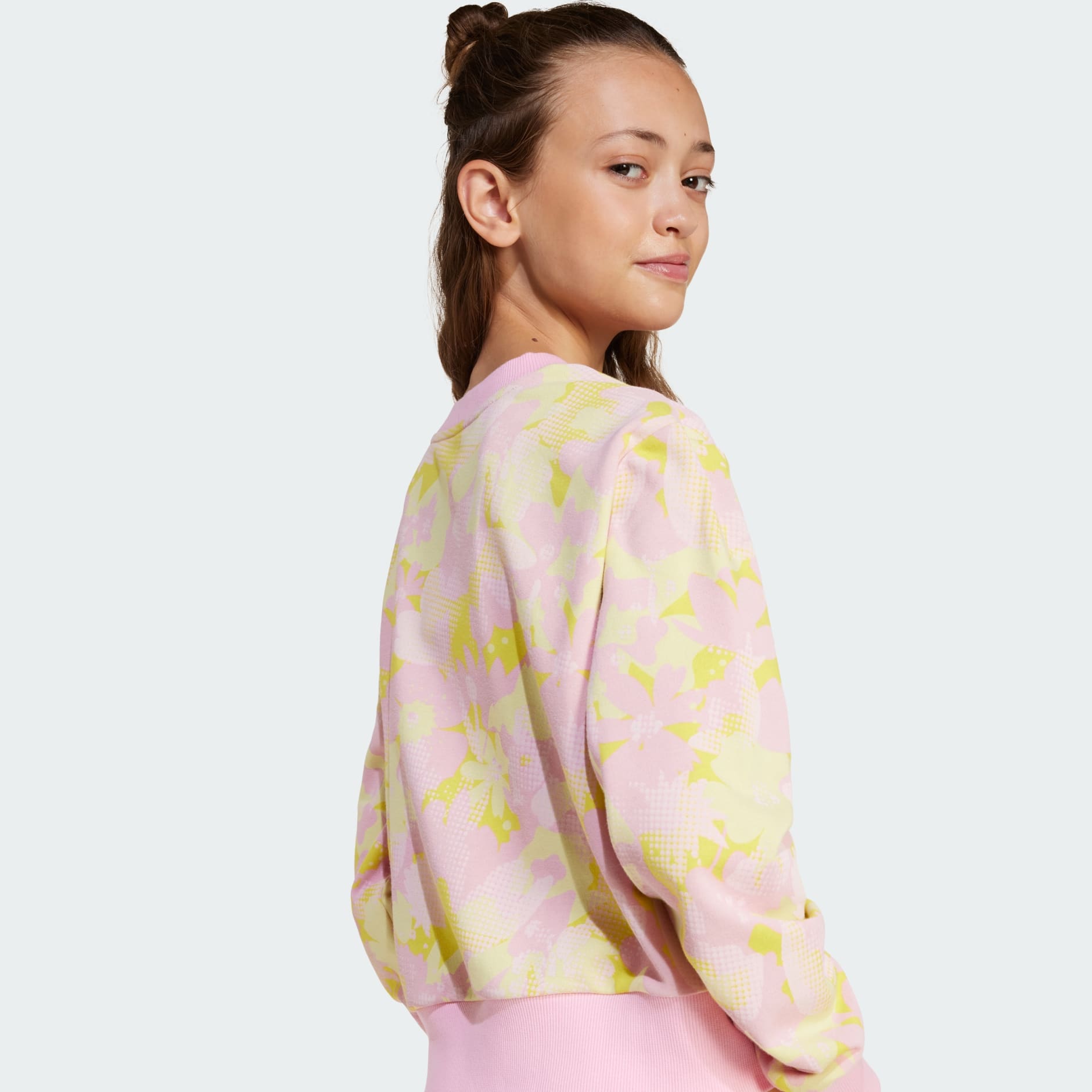 Season Essentials Flower Sweatshirt Kids