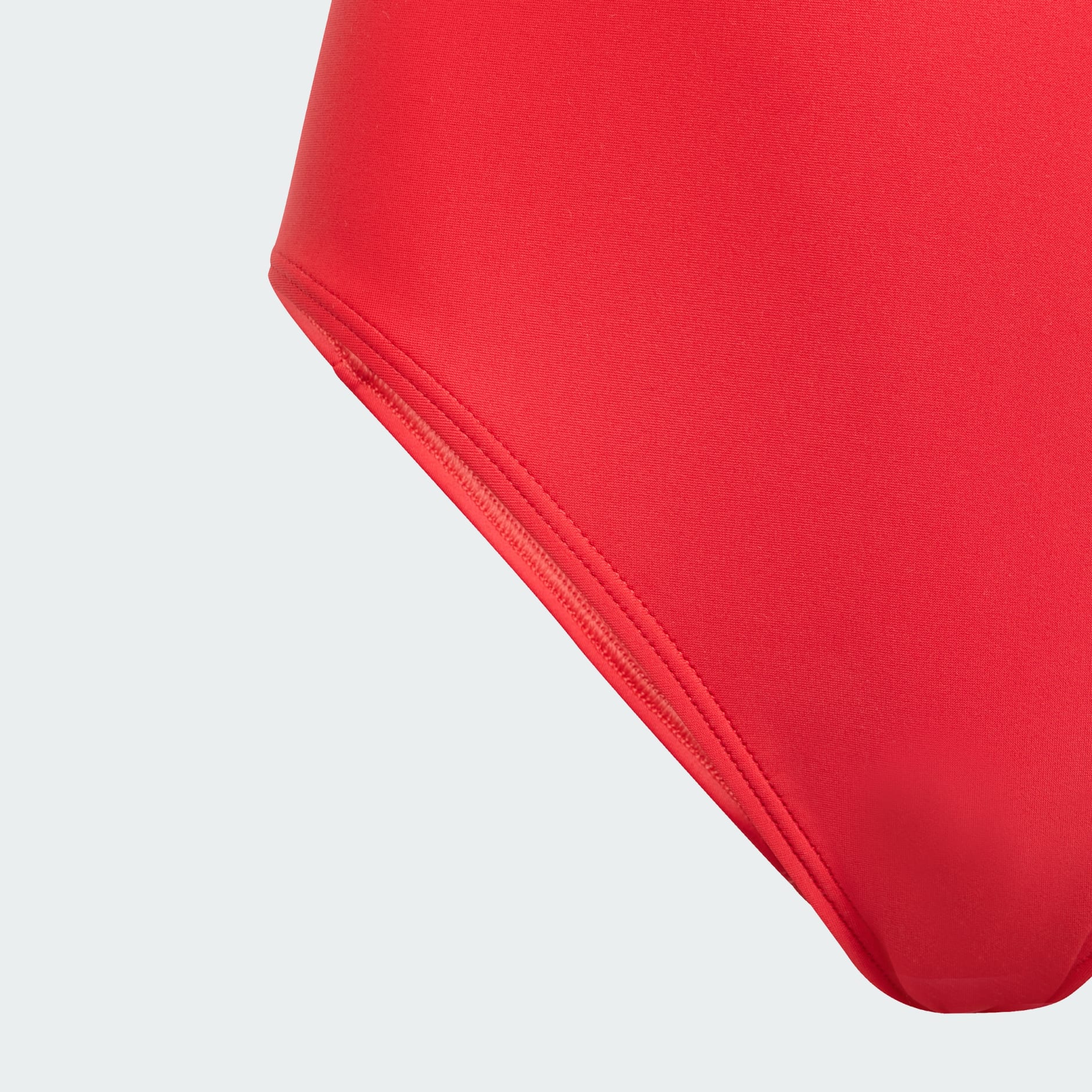 Costum de baie Collegiate cu spate &icirc;n V, pentru copii