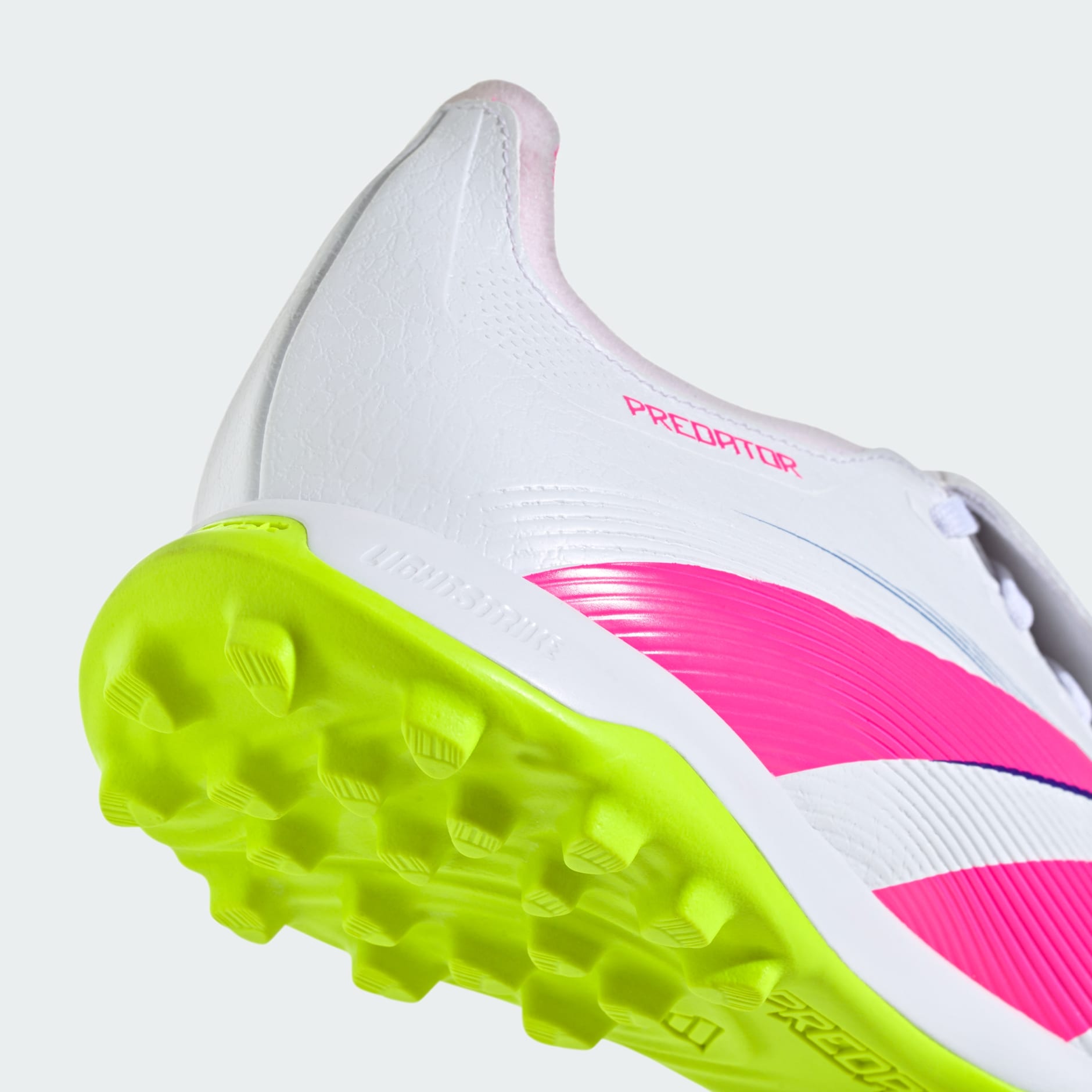 Predator League Fold-Over Tongue Turf Boots