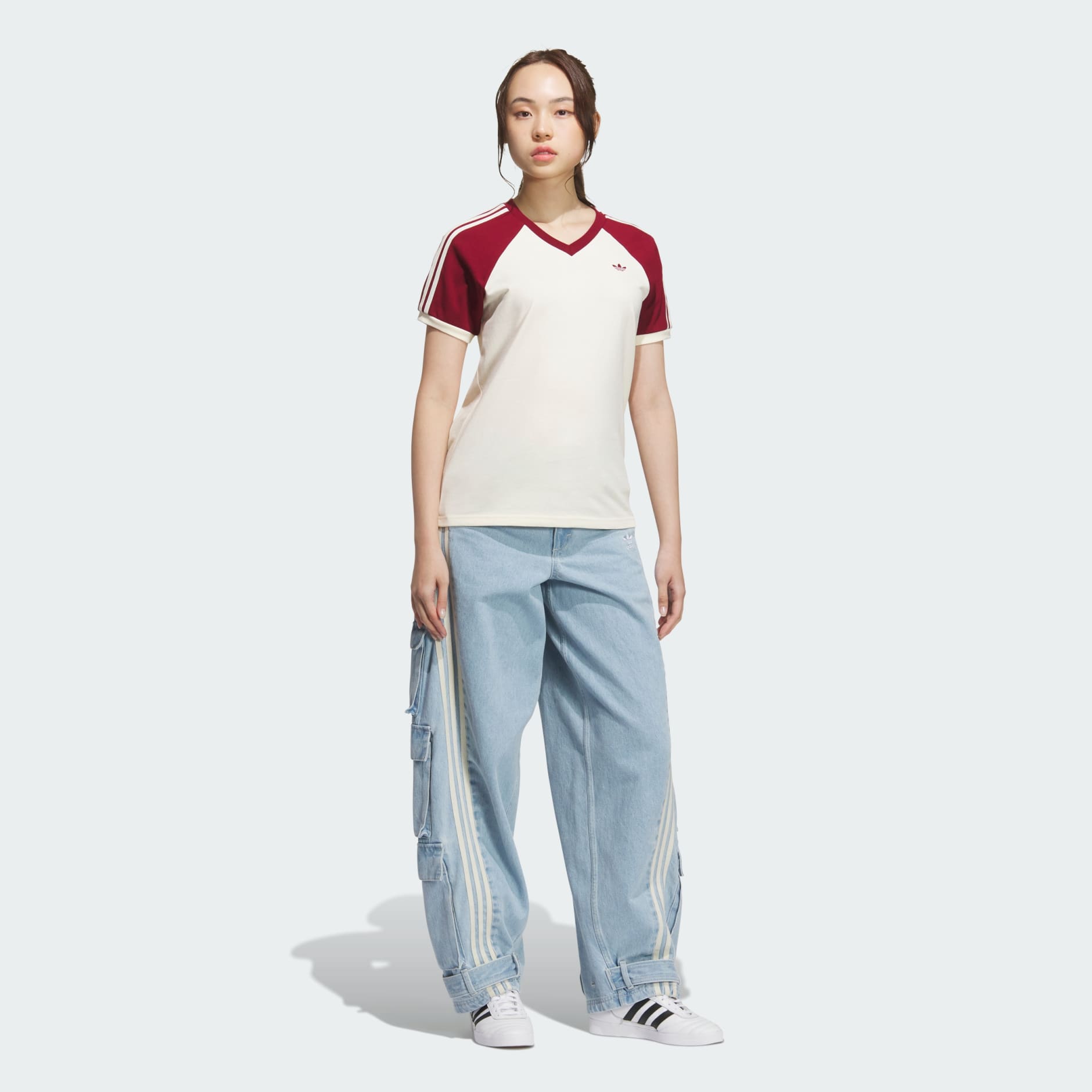 ★adidas originals★W V-NECK T-シャツ KE6163 KF0316 V-Neck Short Sleeve Tee - White | adidas Hong Kong