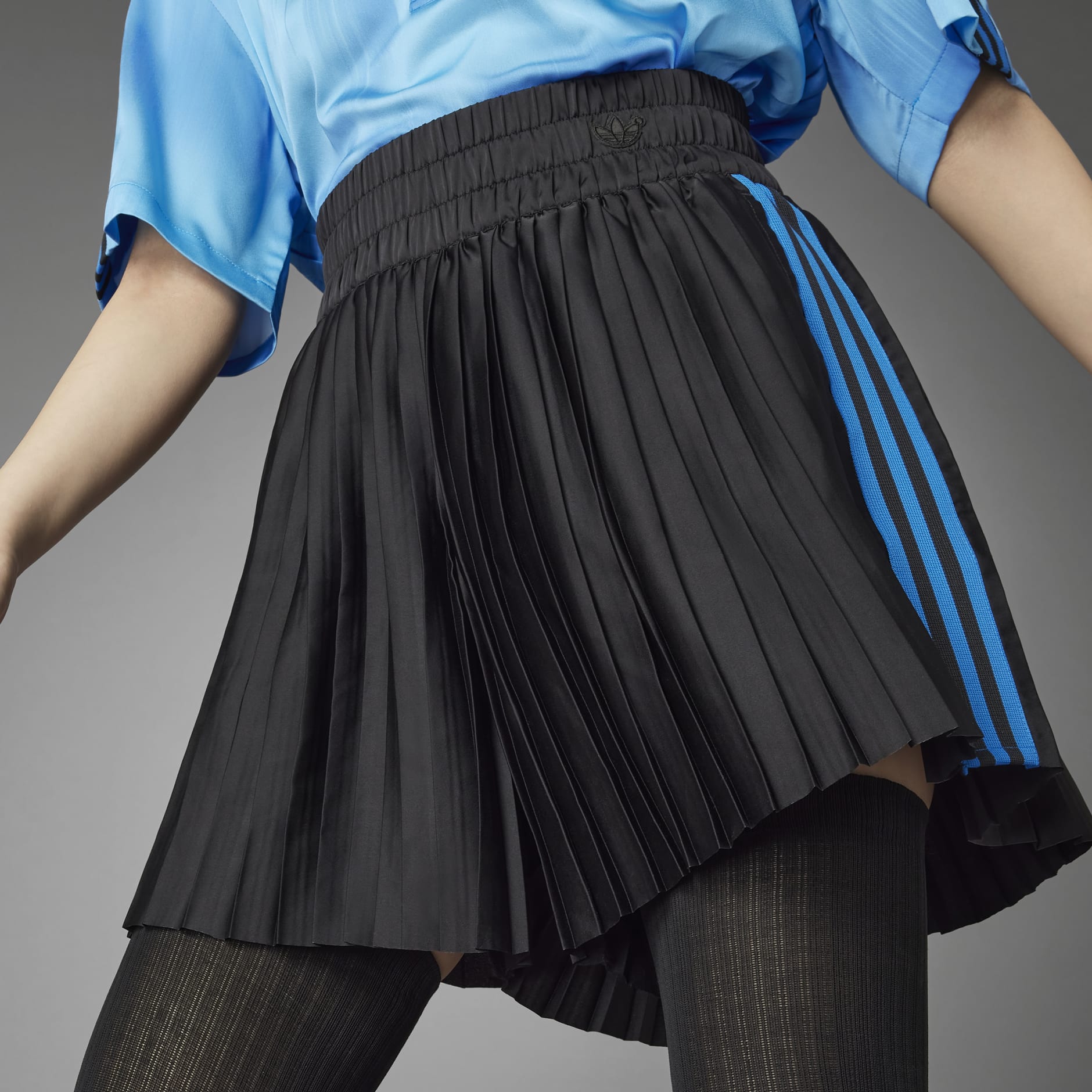 شورت Blue Version Pleated