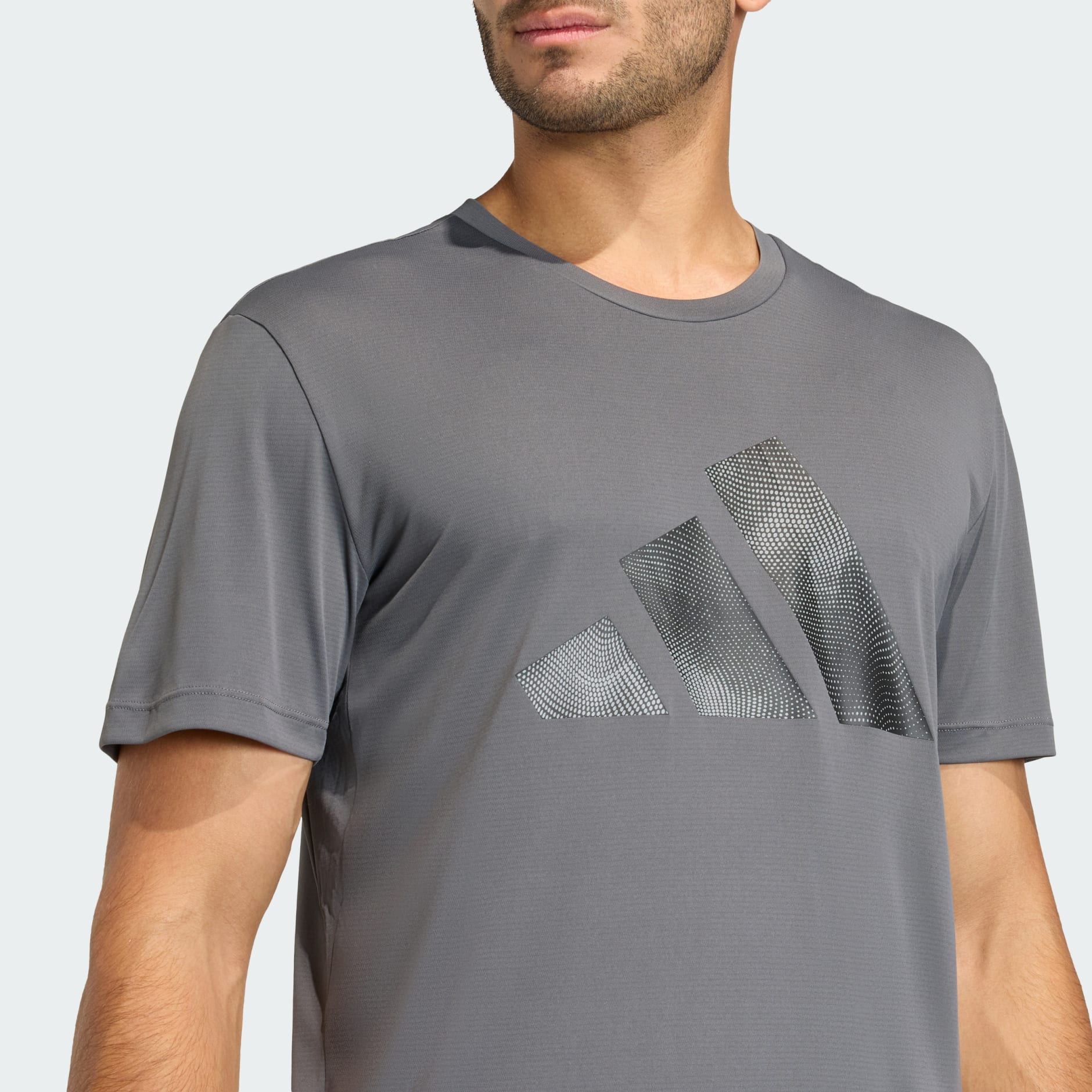adi365 Running Essentials Brand Love T-shirt