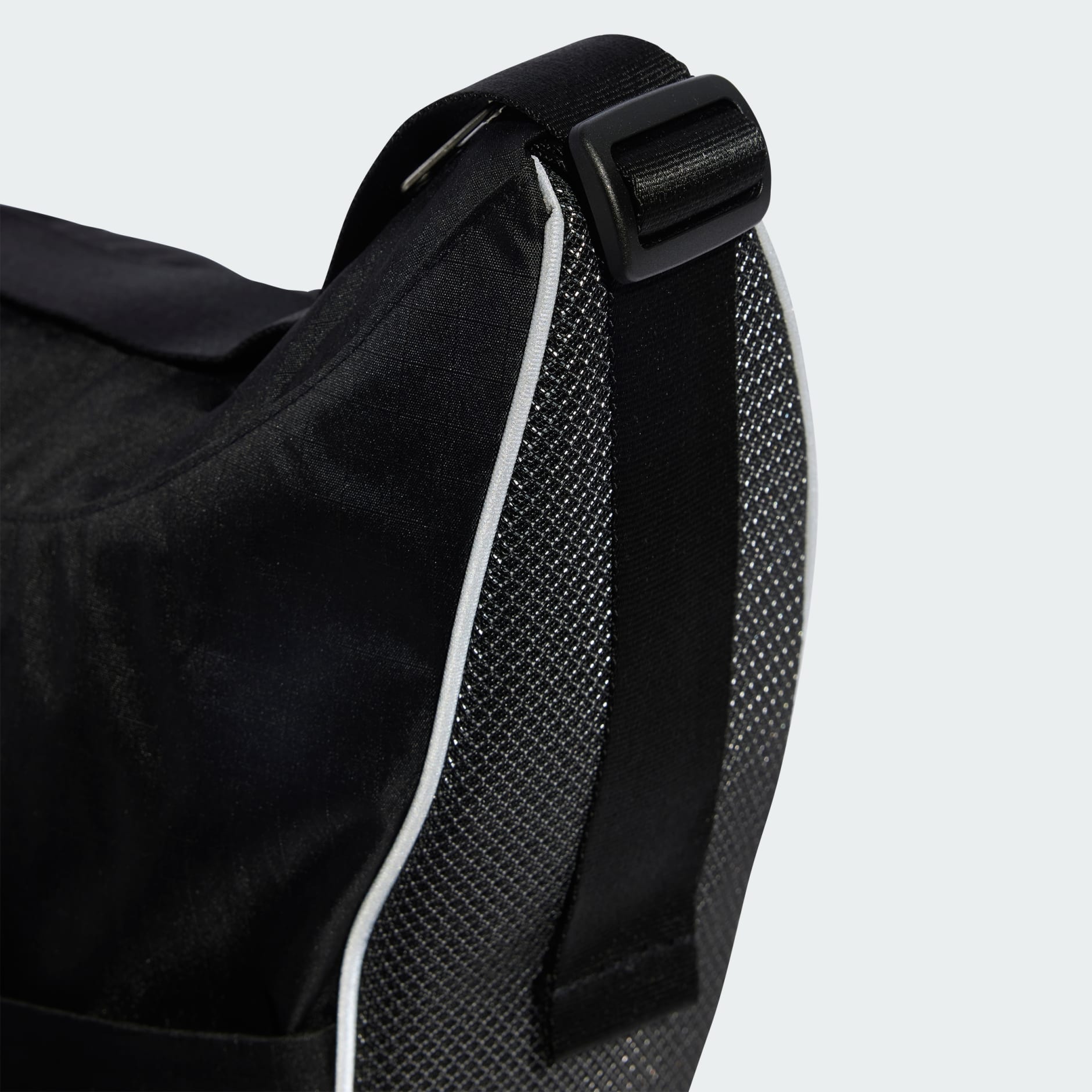 ◆adidas◆ shopper bag JD5577 Amazon.com | adidas Originals Puffer Shopper Tote Bag, Black