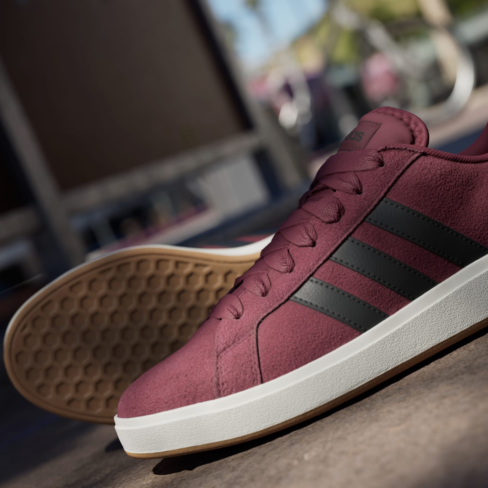 Pantofi Grand Court Base anii 2000