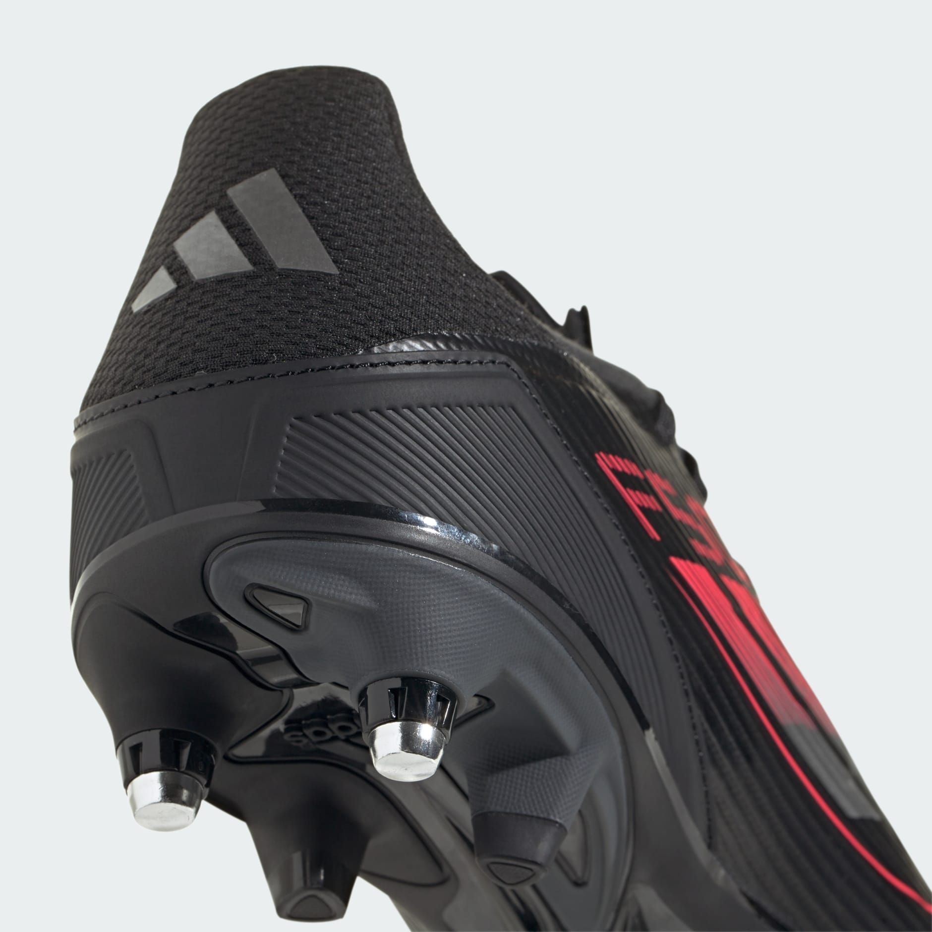 Ghete F50 League de teren moale