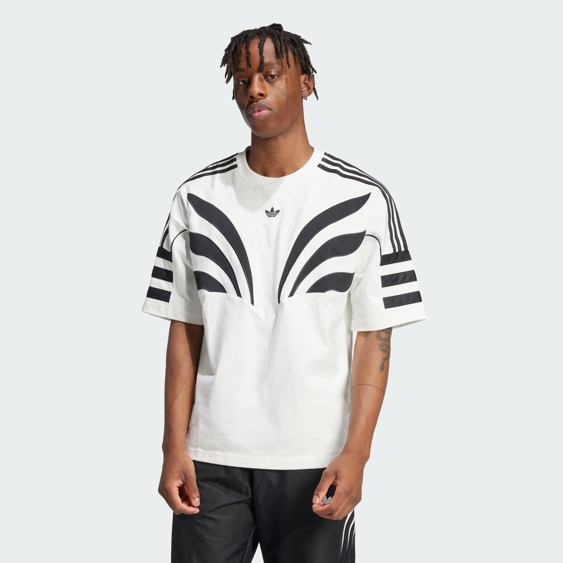 Adidas t shirt uae online